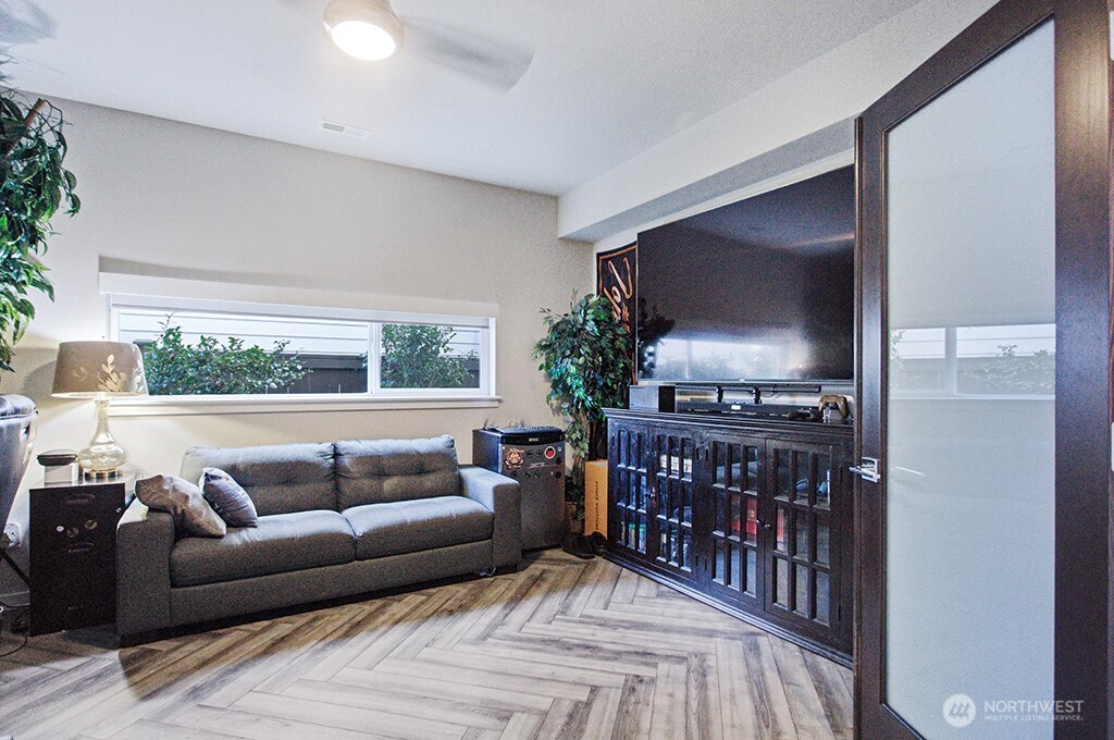 2520 Vardon Circle SW