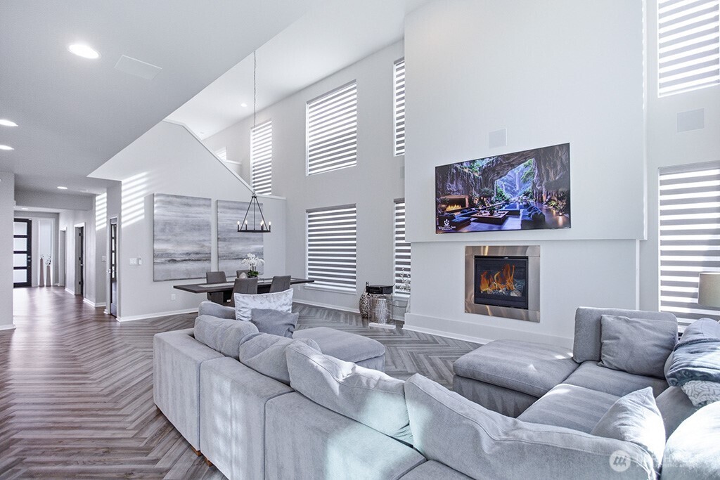 2520 Vardon Circle SW