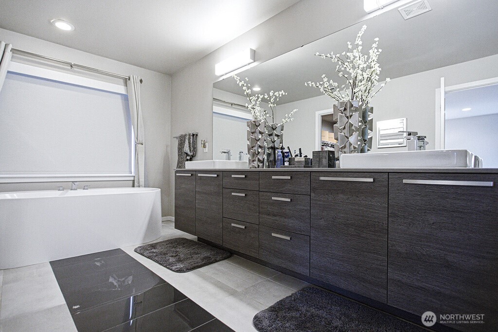 2520 Vardon Circle SW