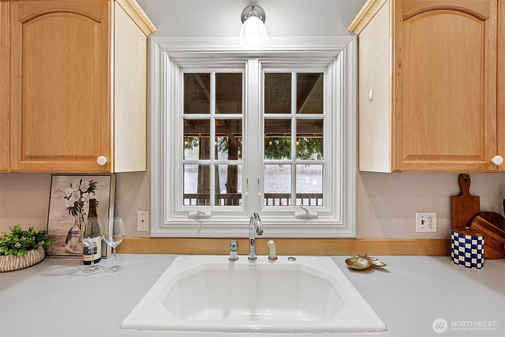 13095 Lake Shore Drive NW