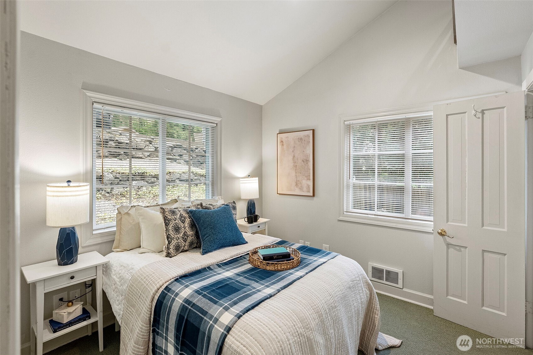 13095 Lake Shore Drive NW