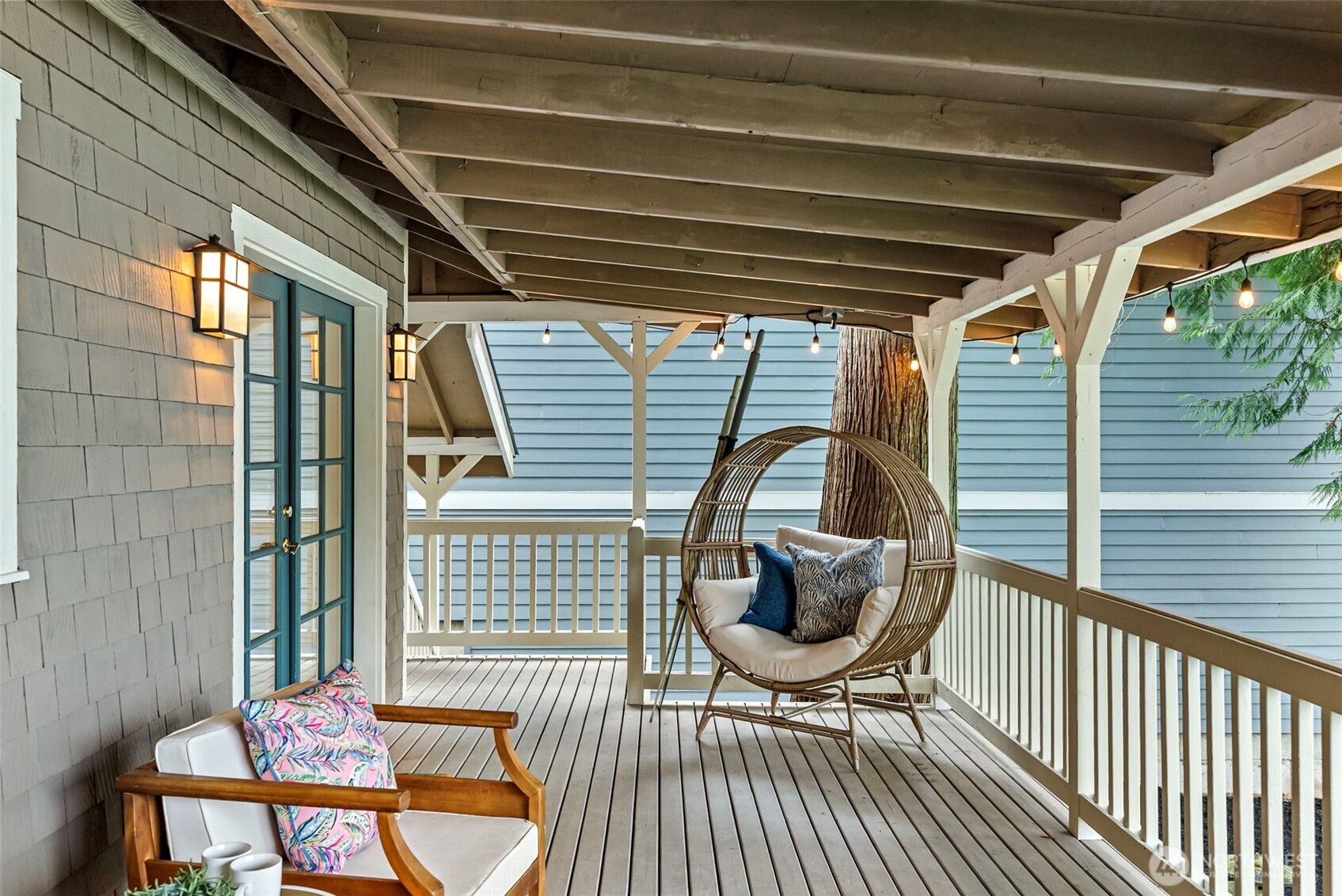 13095 Lake Shore Drive NW