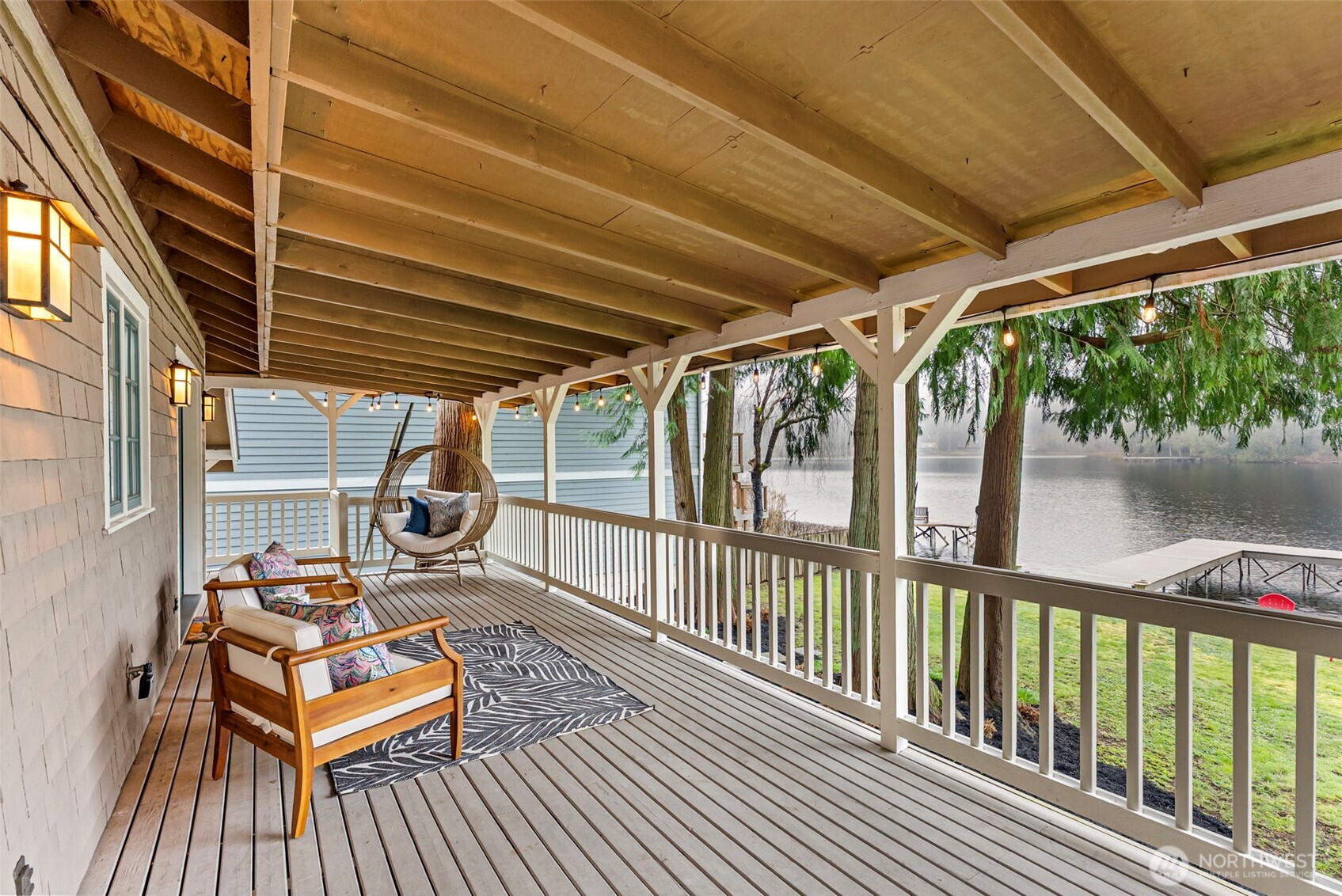 13095 Lake Shore Drive NW