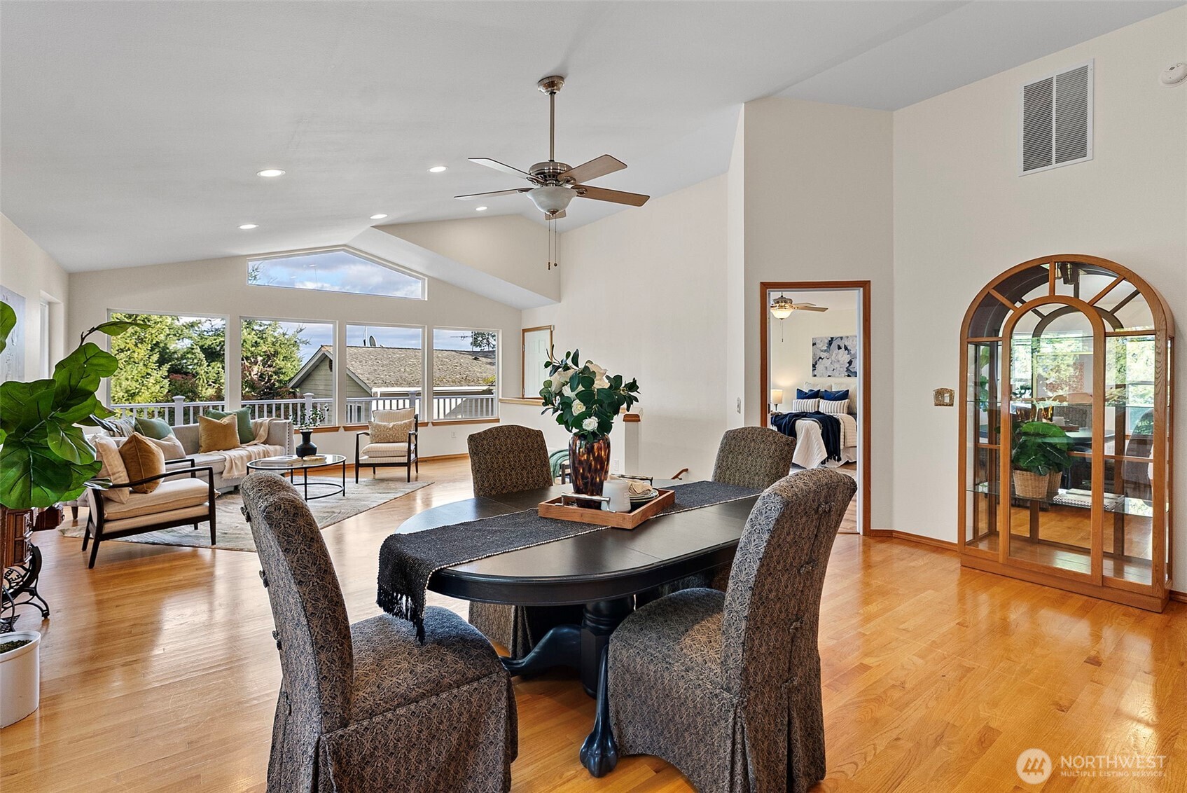 7331 E Center Street