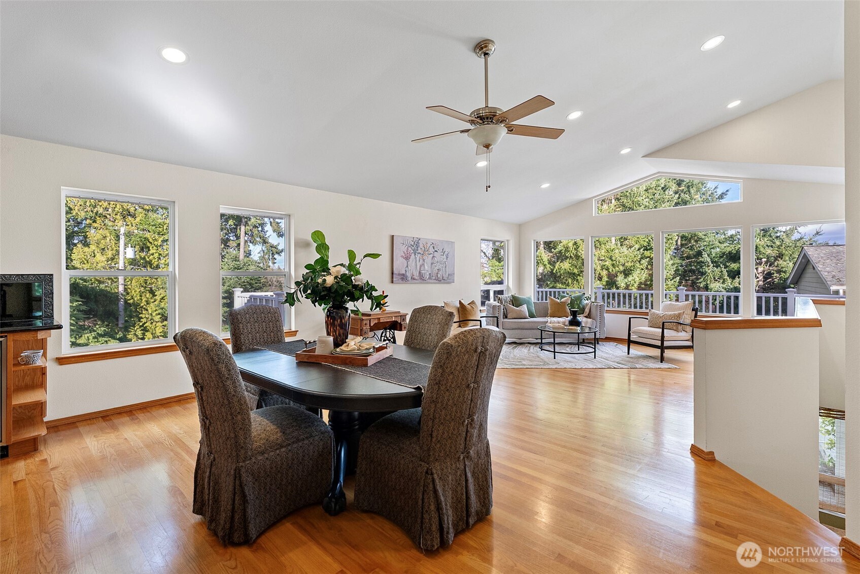 7331 E Center Street