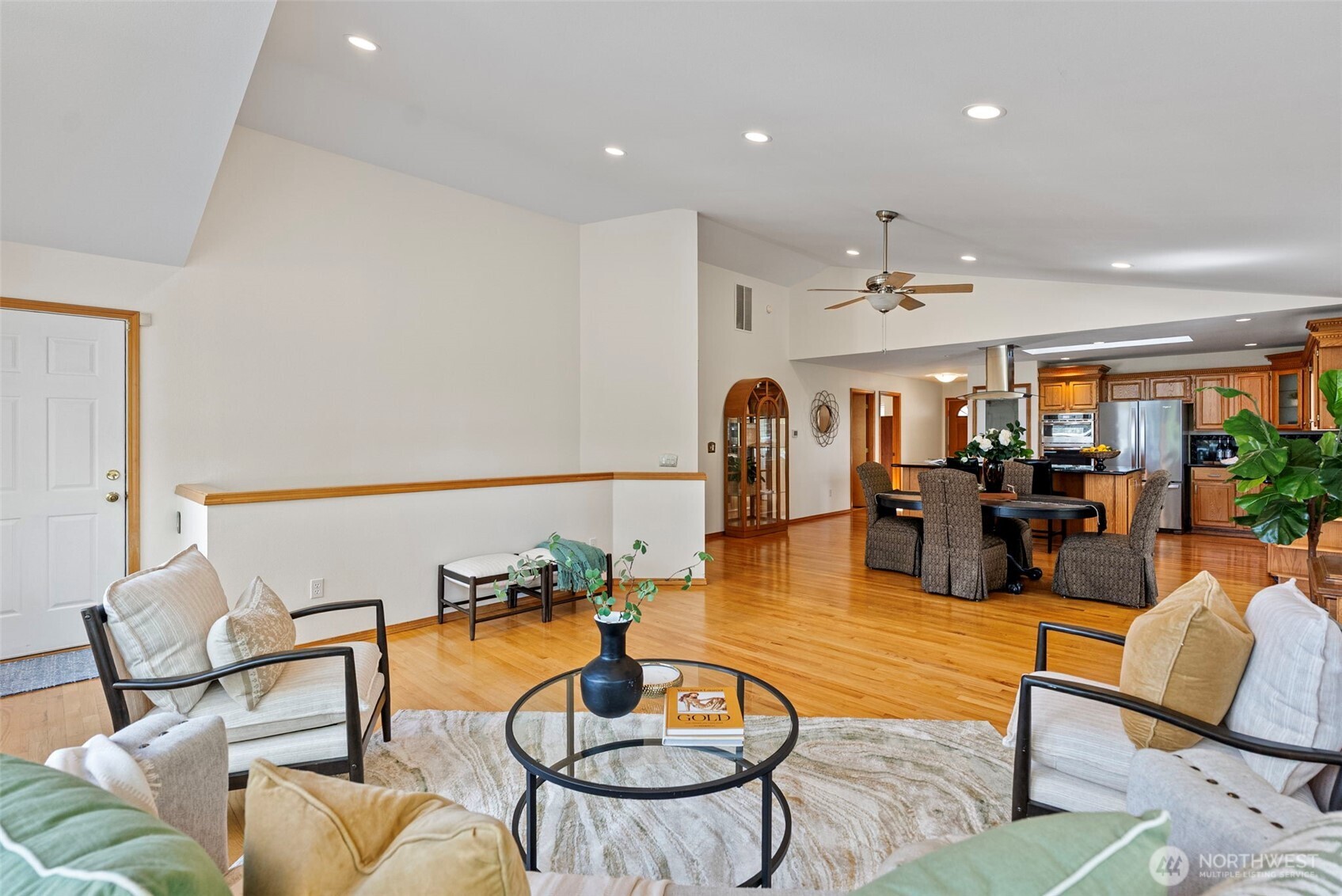 7331 E Center Street