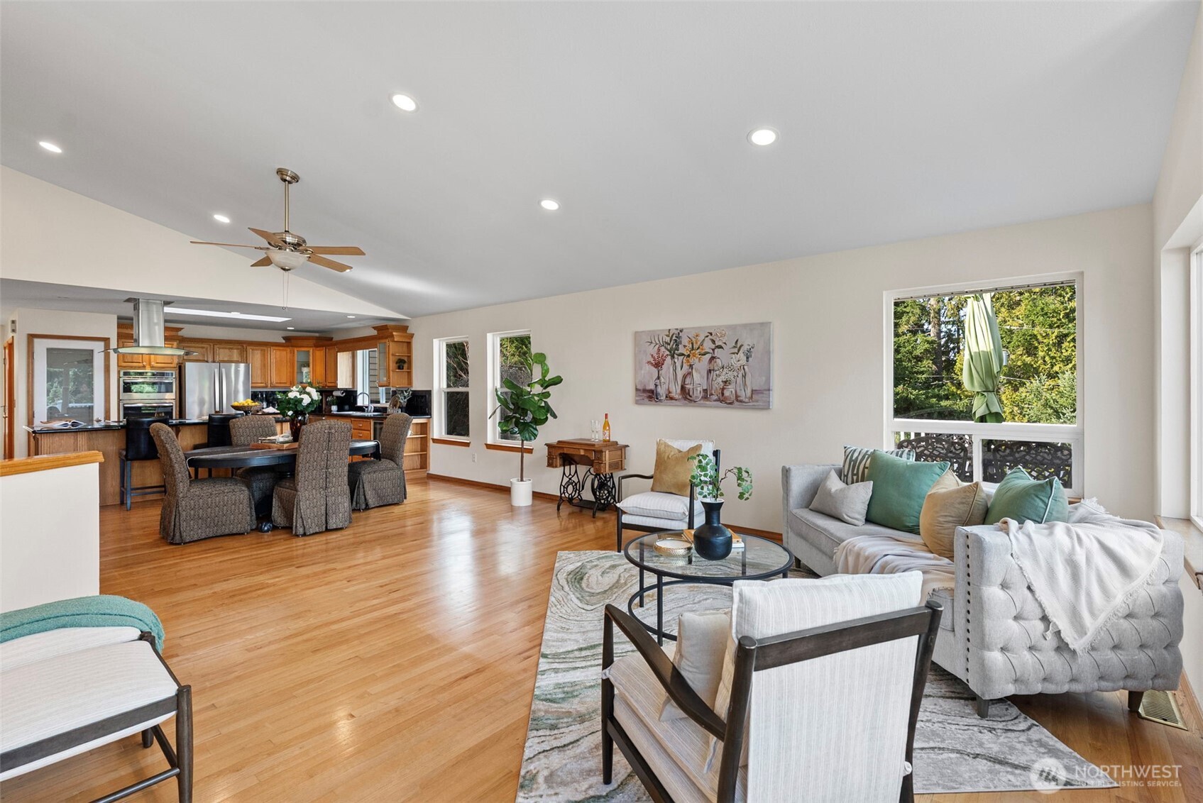 7331 E Center Street