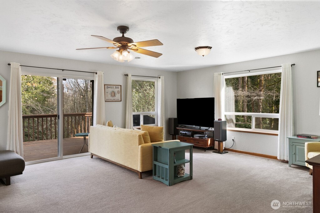 951 Higher Ground Lane