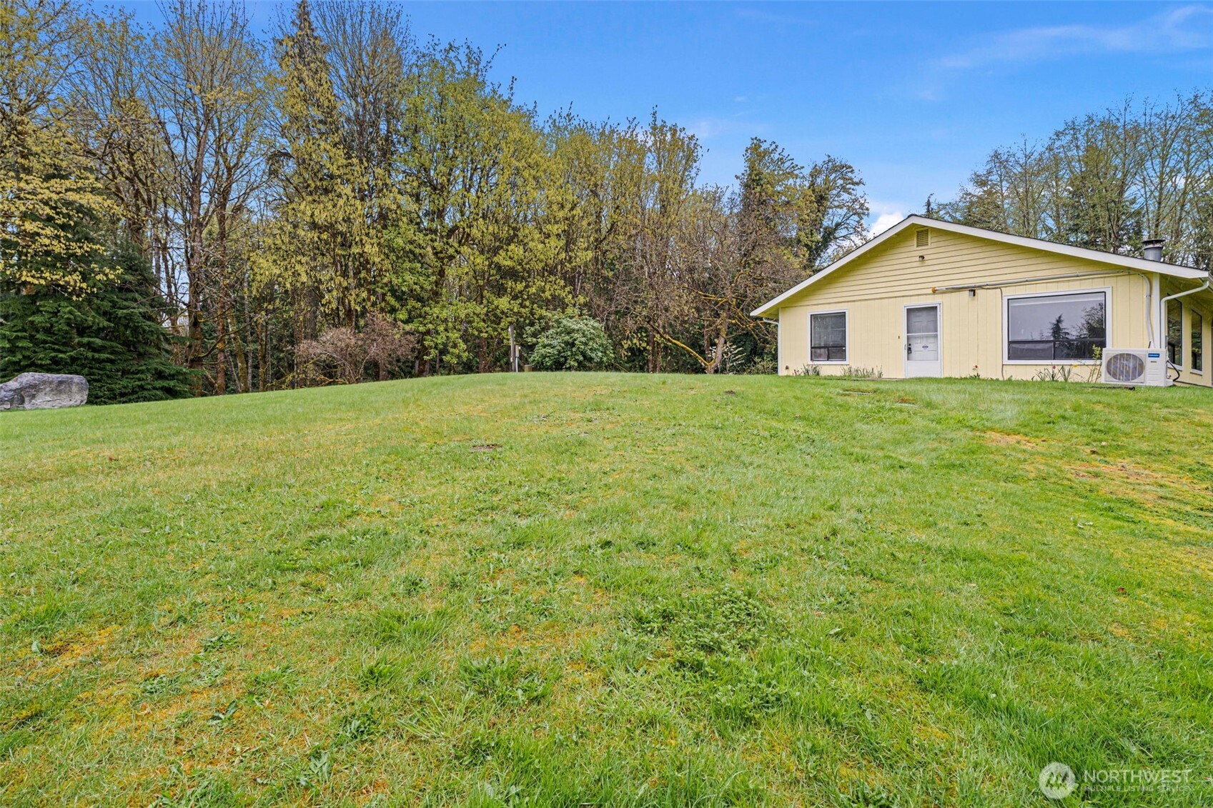 1376 Higher Ground Lane