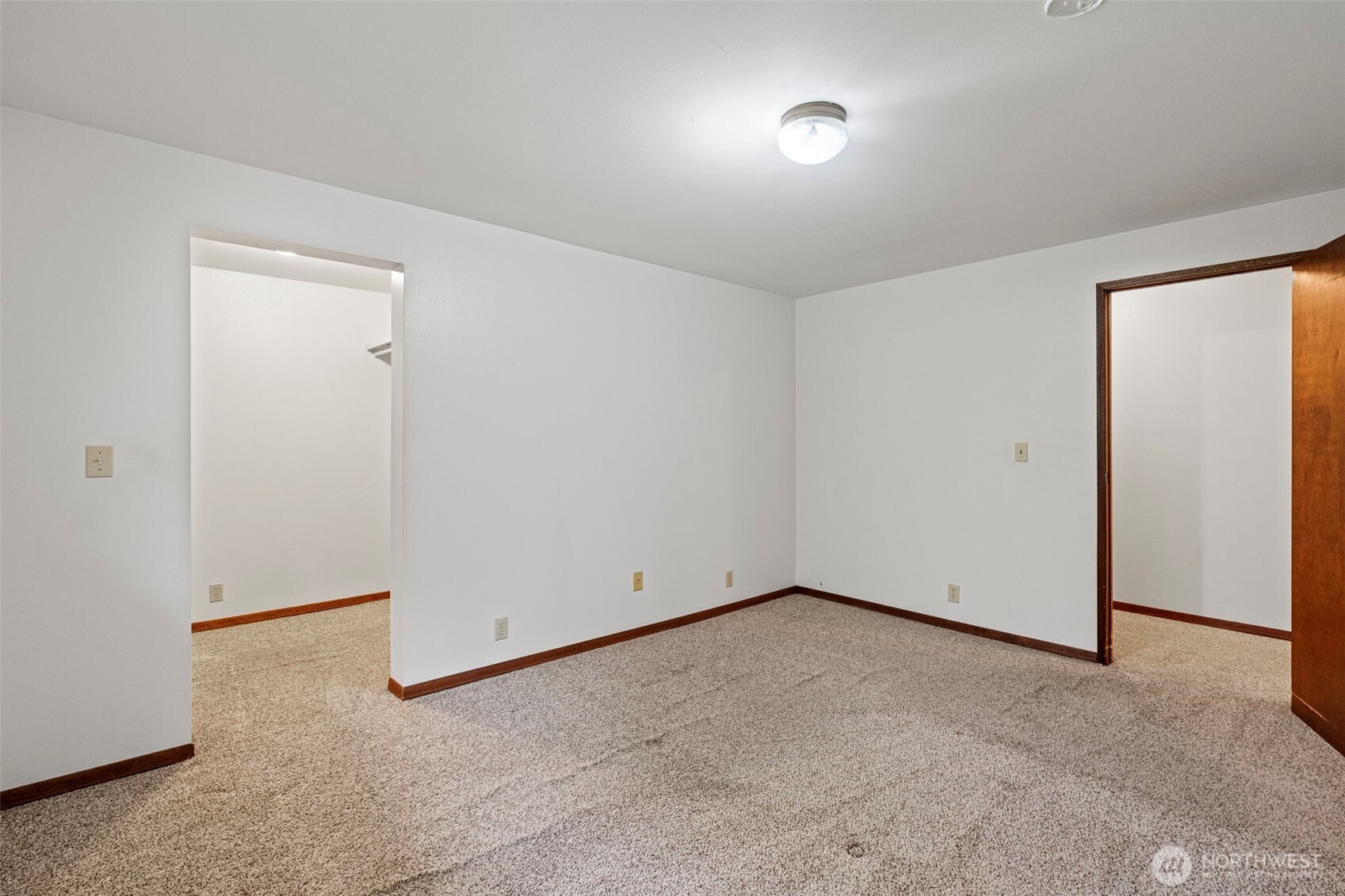 1376 Higher Ground Lane