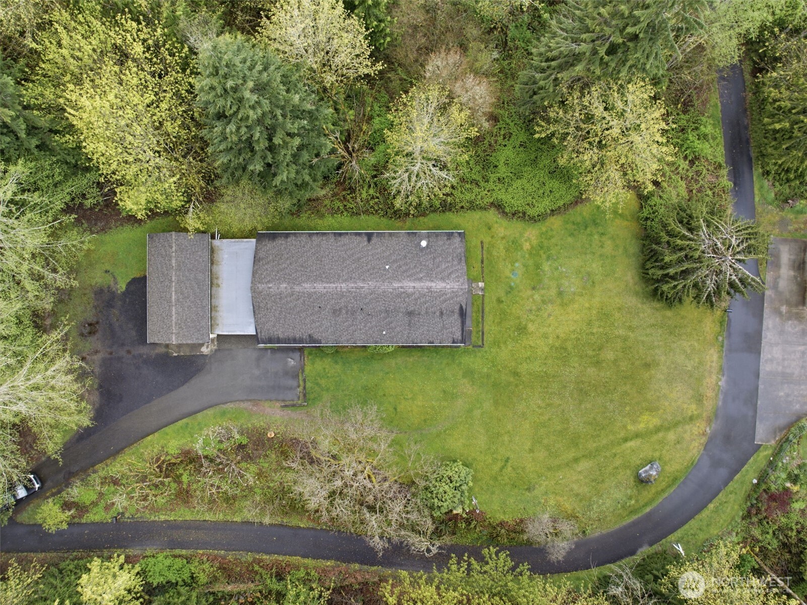 1376 Higher Ground Lane