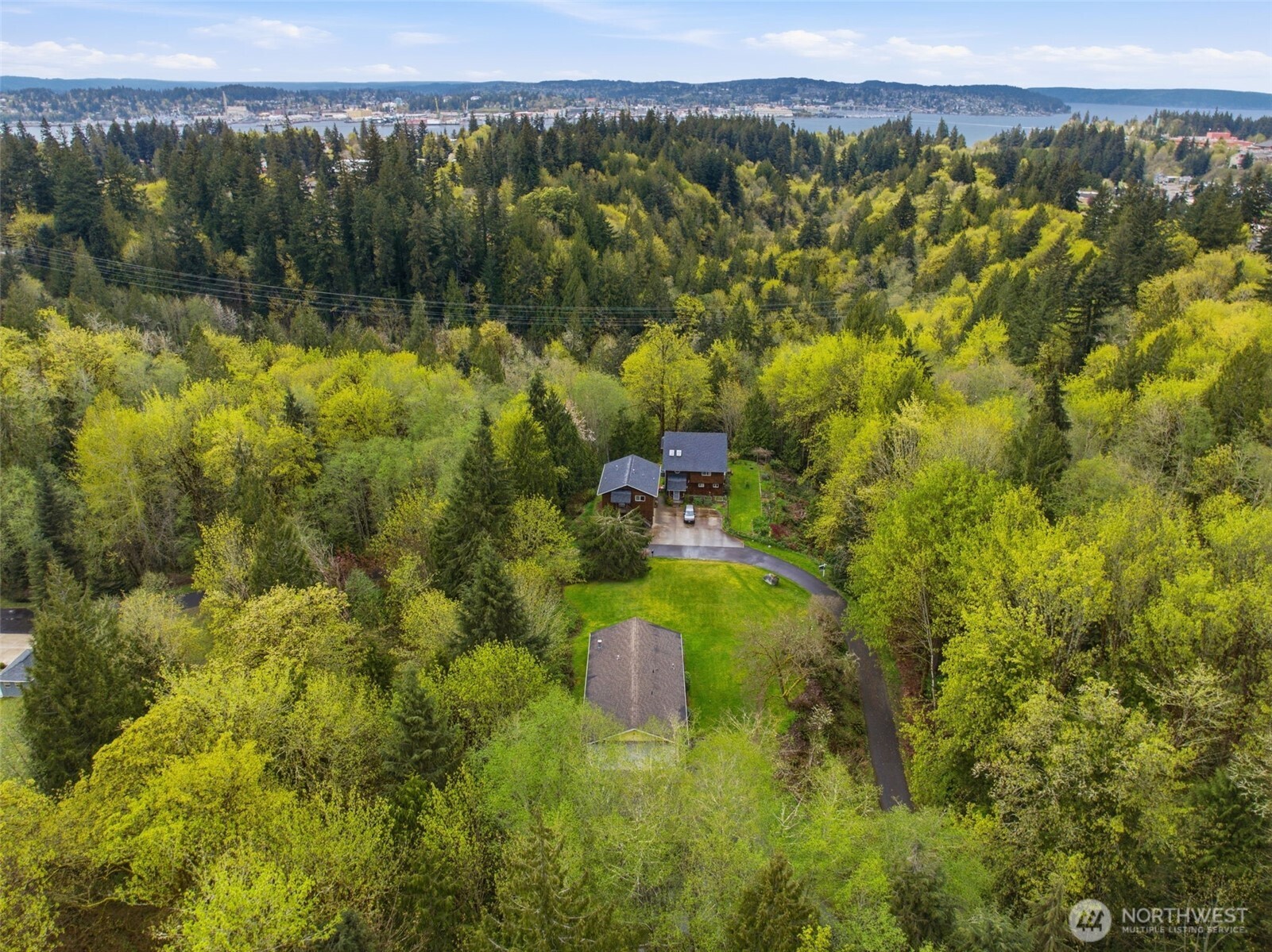 1376 Higher Ground Lane