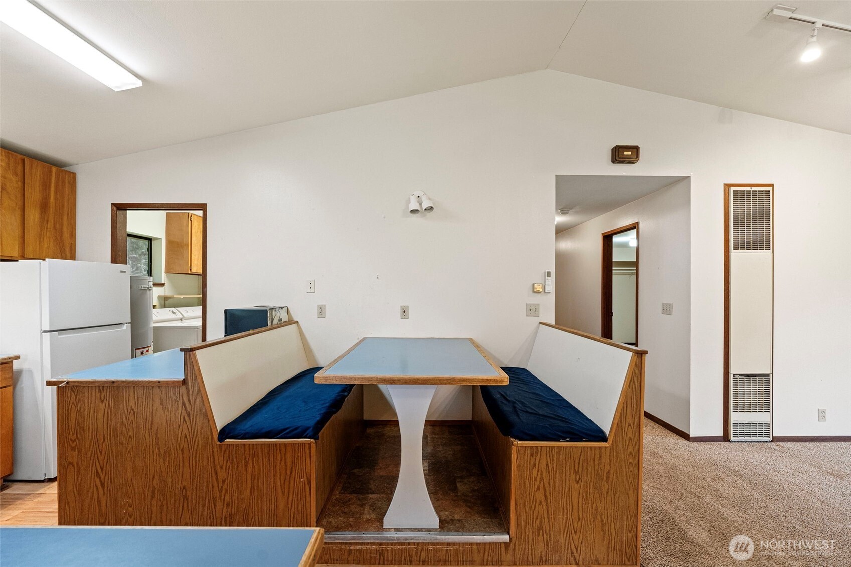 1376 Higher Ground Lane