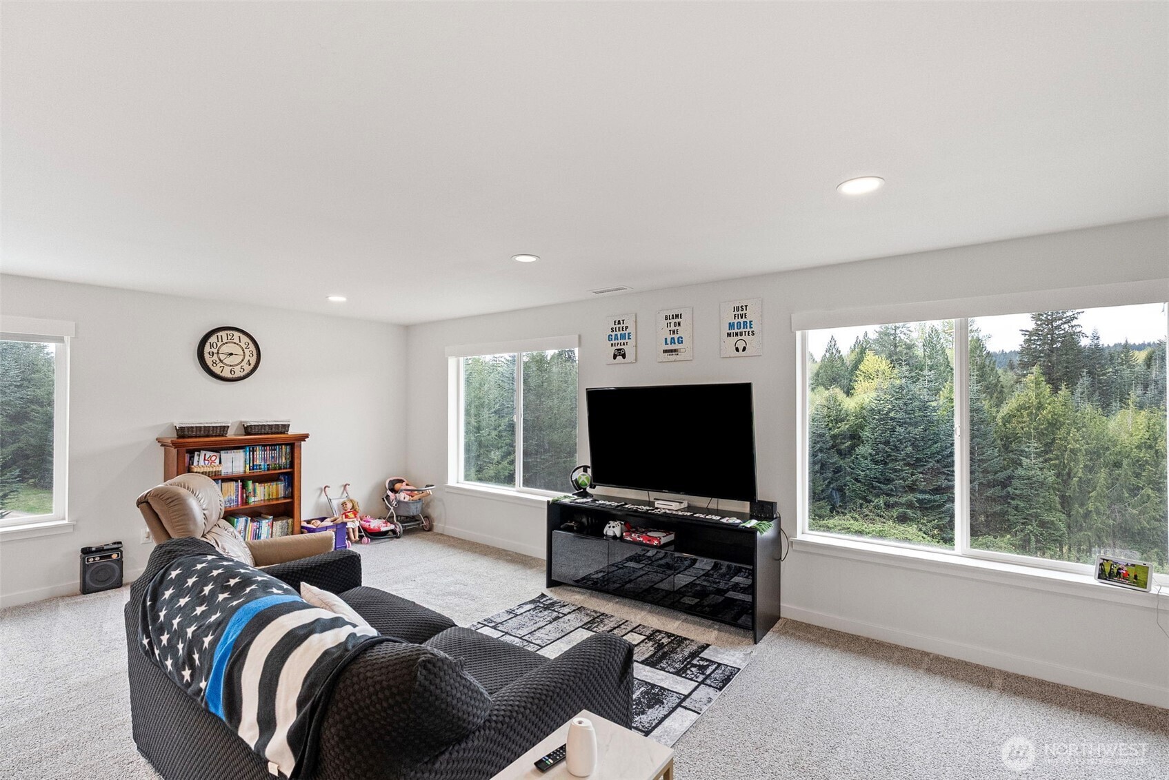 9611 W Belfair Valley Road