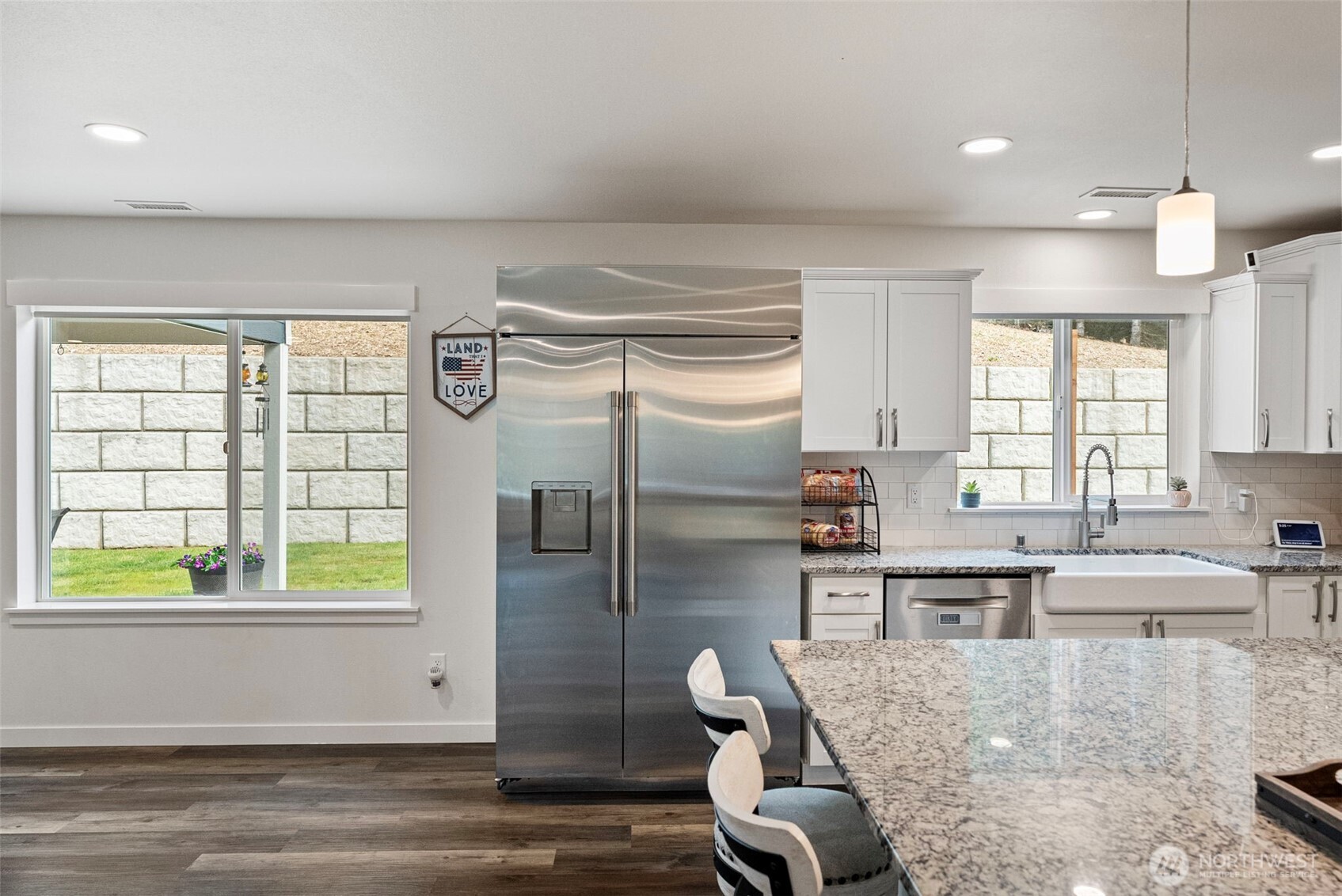 9611 W Belfair Valley Road