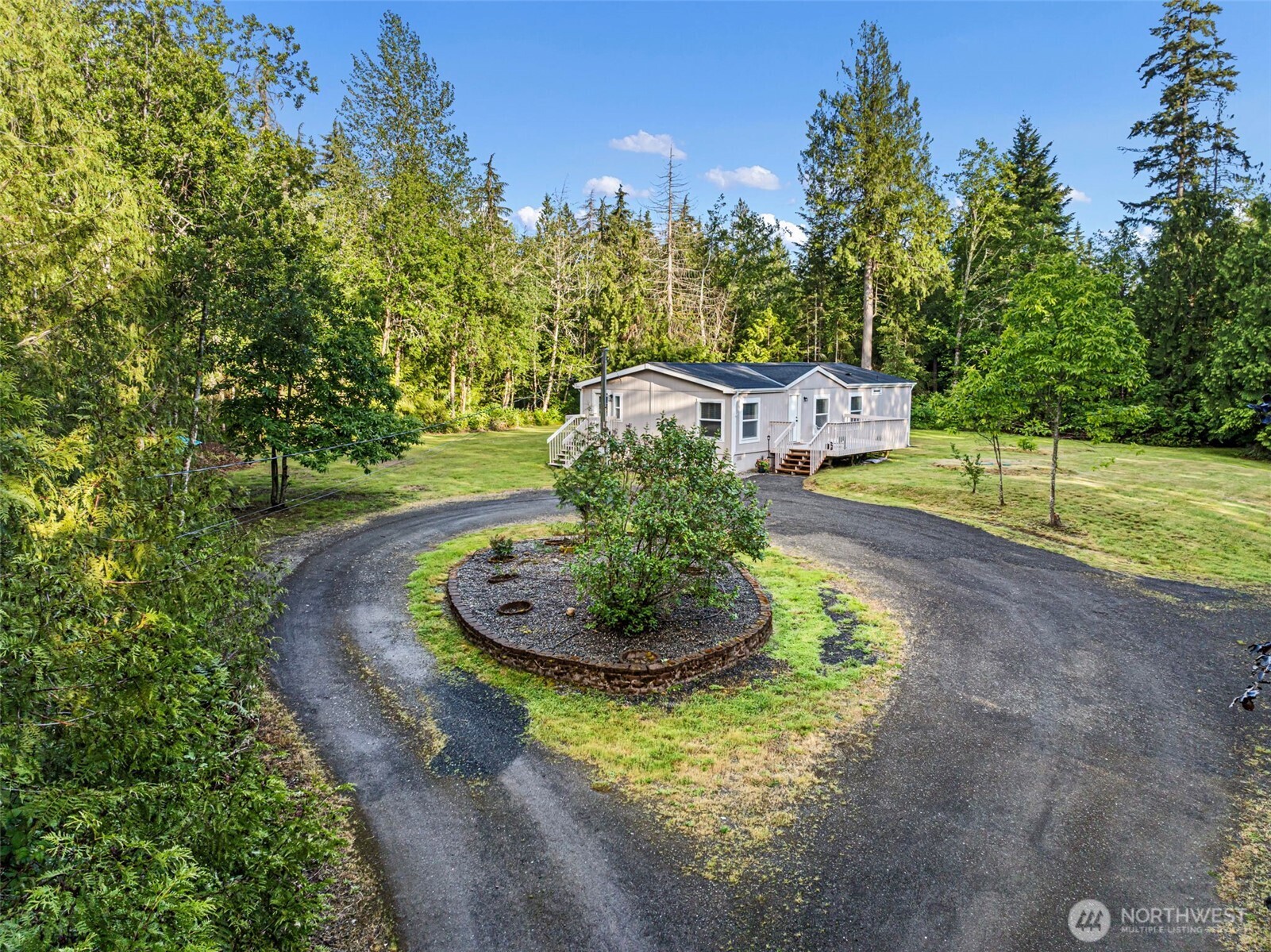 3103 NW River Lane