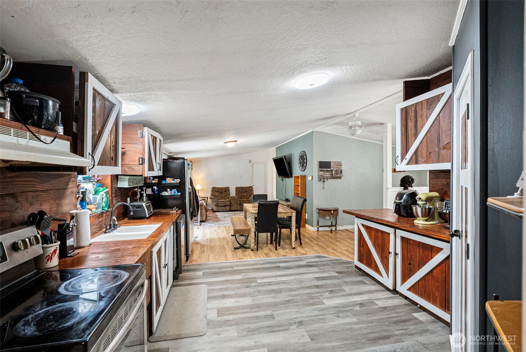9390 Phillips Road SE