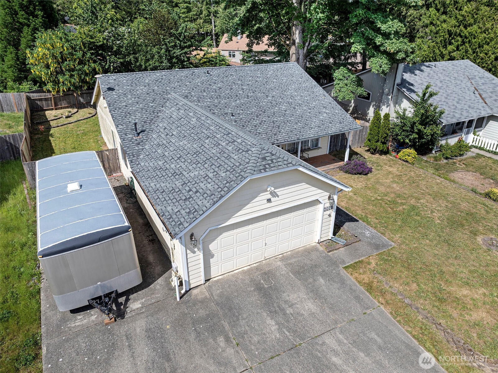 6936 Troy Lane NE