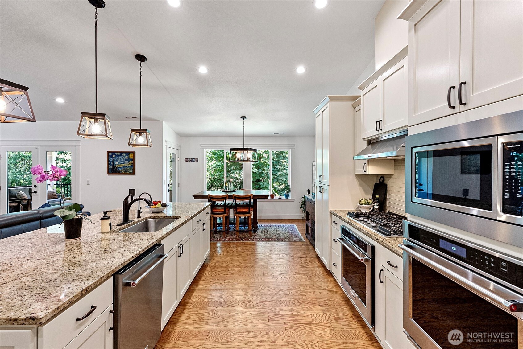 9236 NE Country Woods Lane