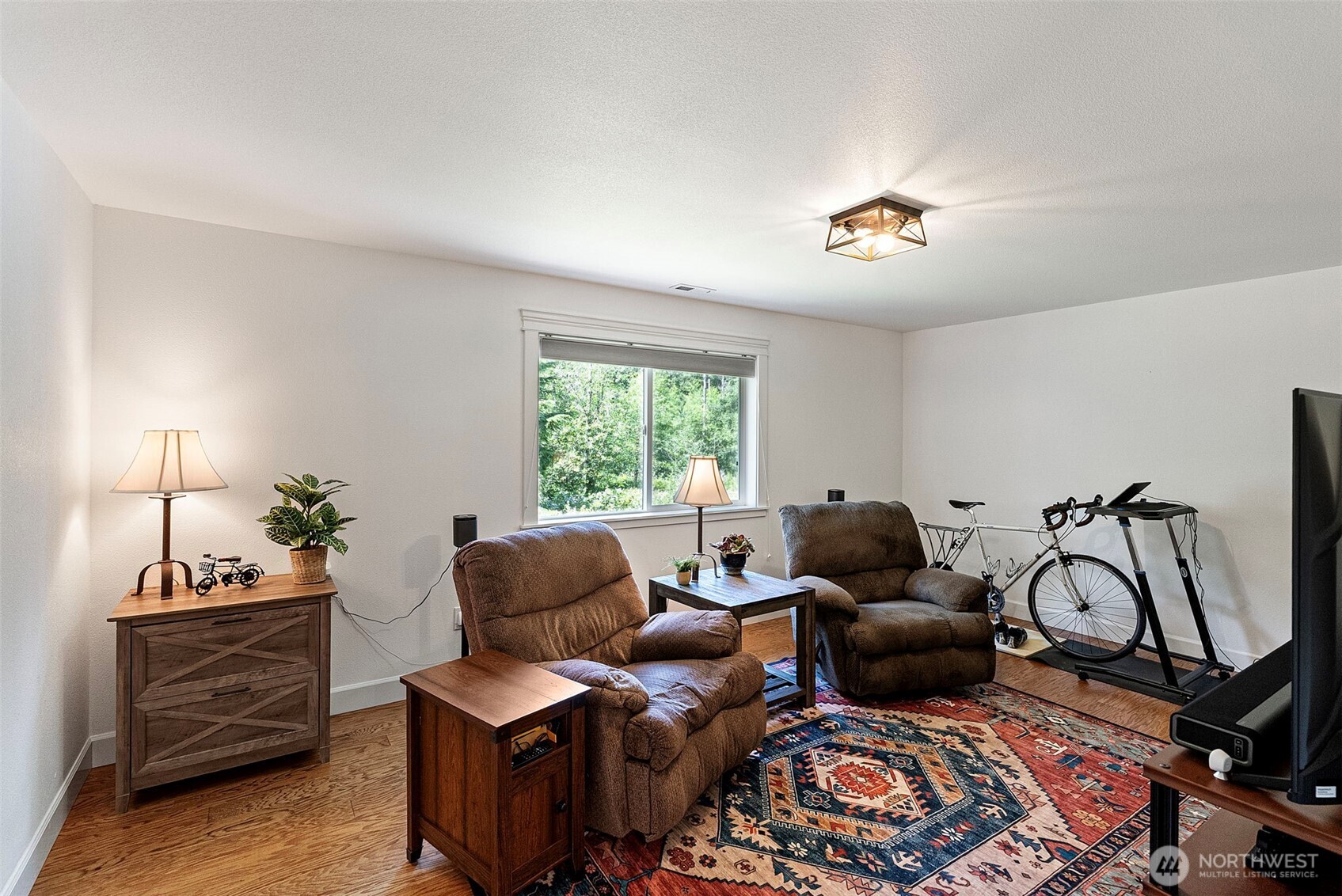 9236 NE Country Woods Lane