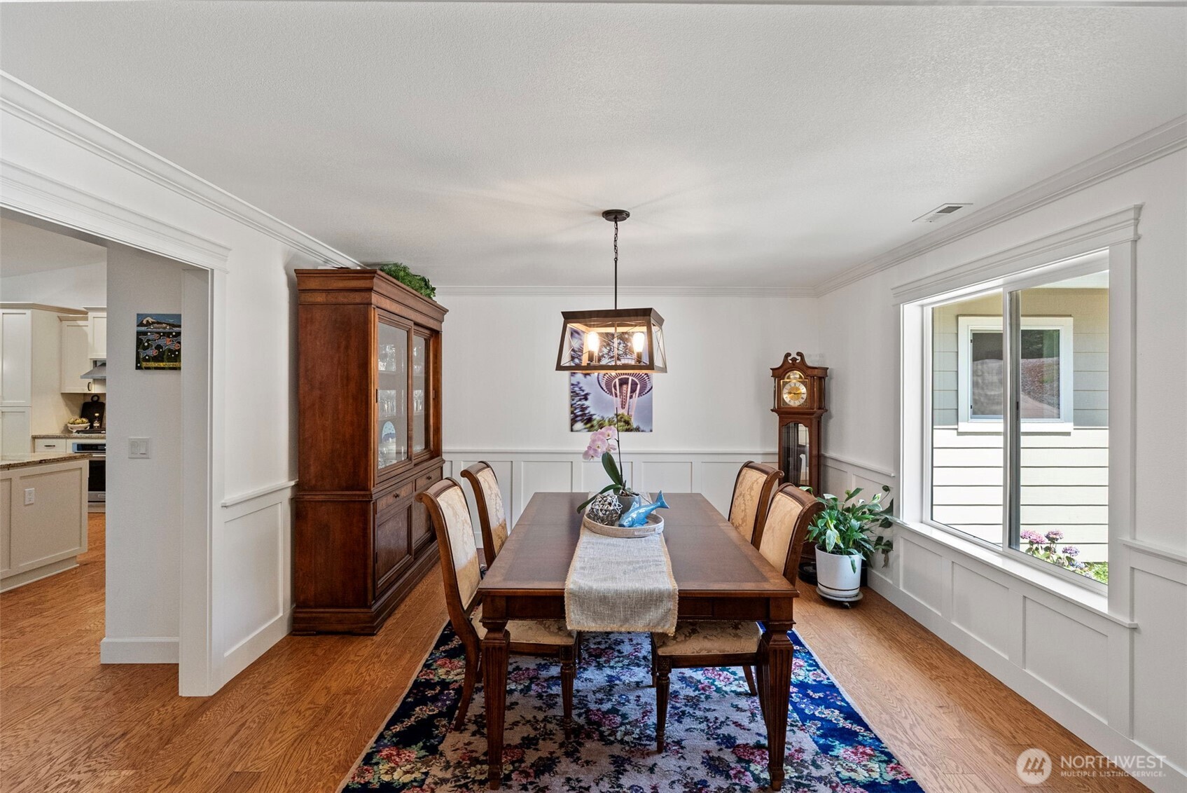9236 NE Country Woods Lane