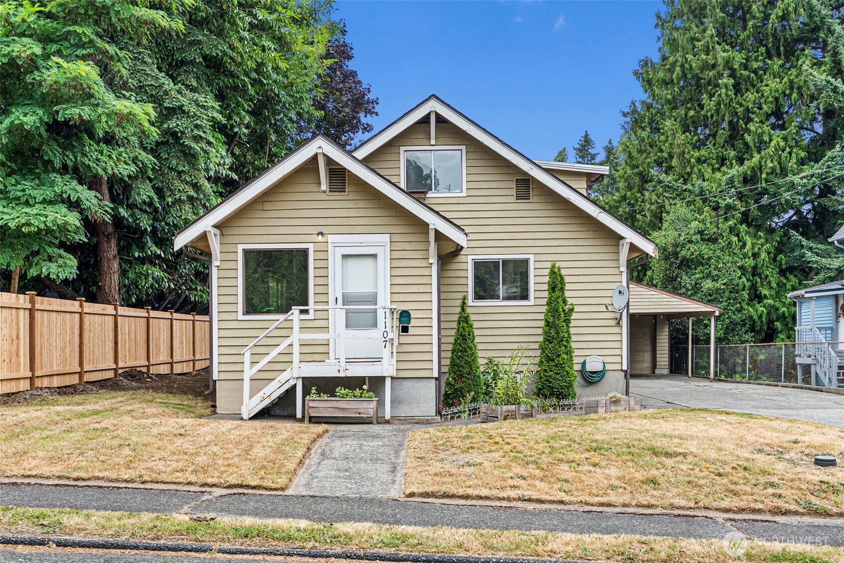 1107 Sidney Avenue
