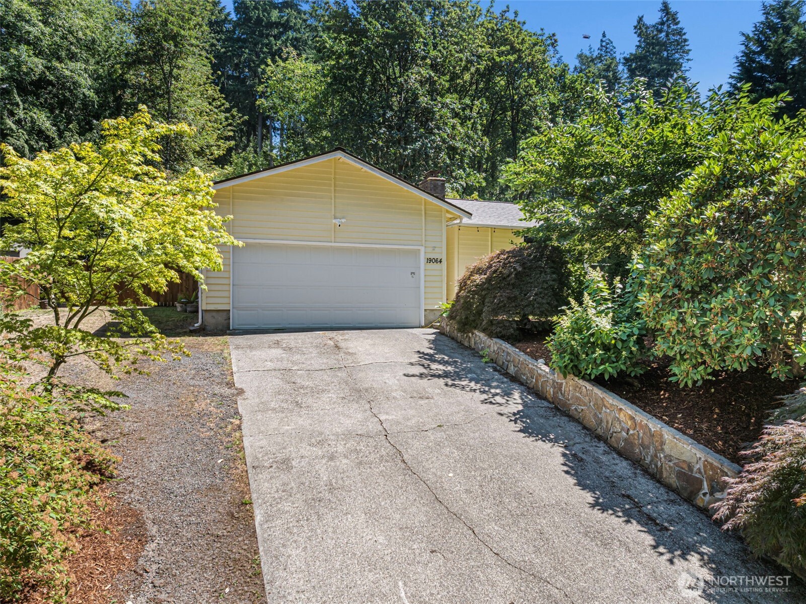 19064 10th Avenue NE