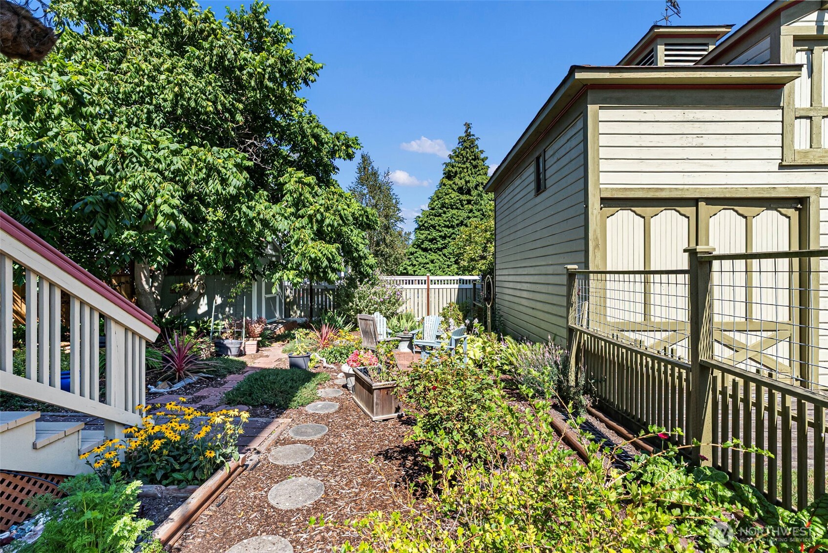 530 Adams Street