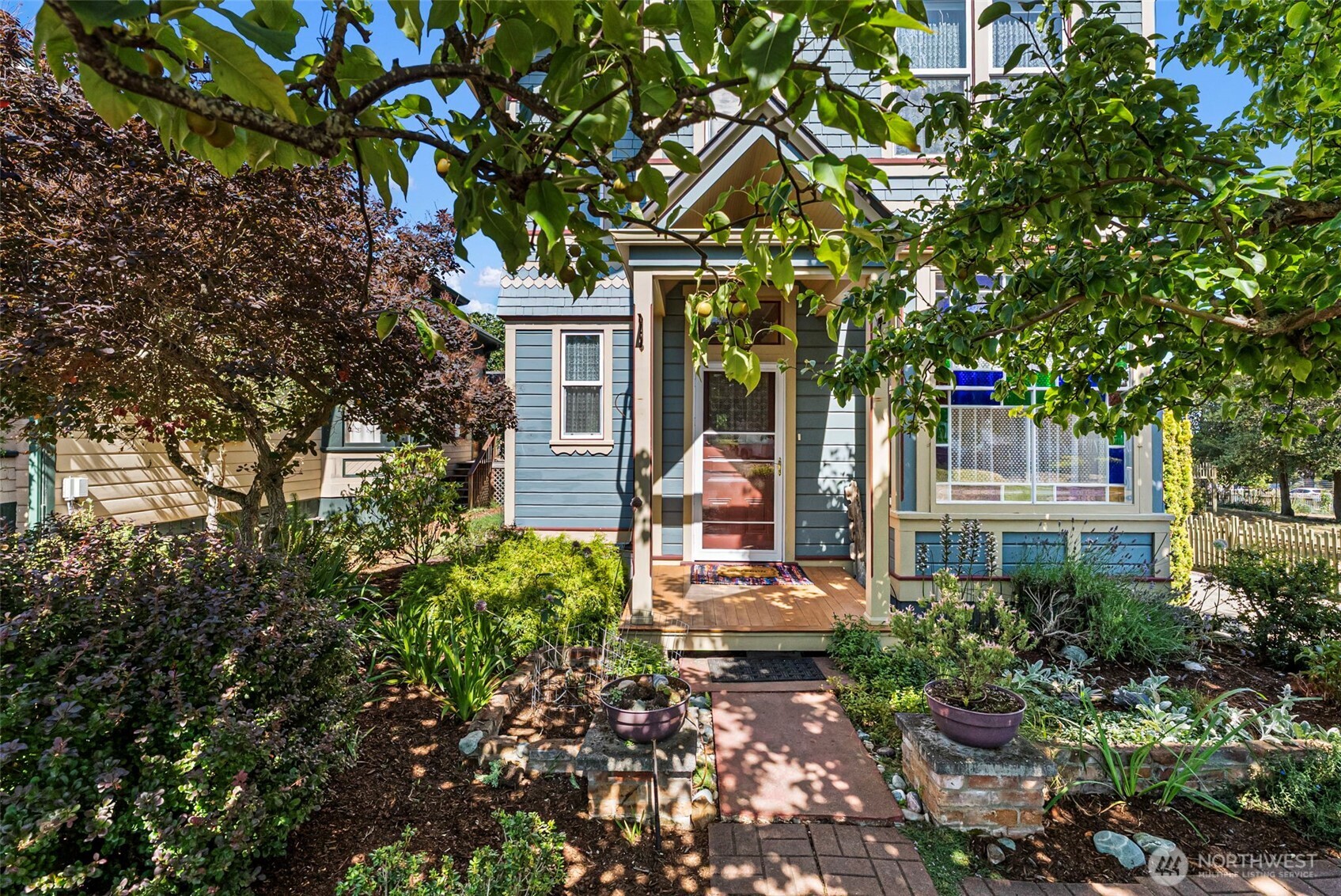 530 Adams Street