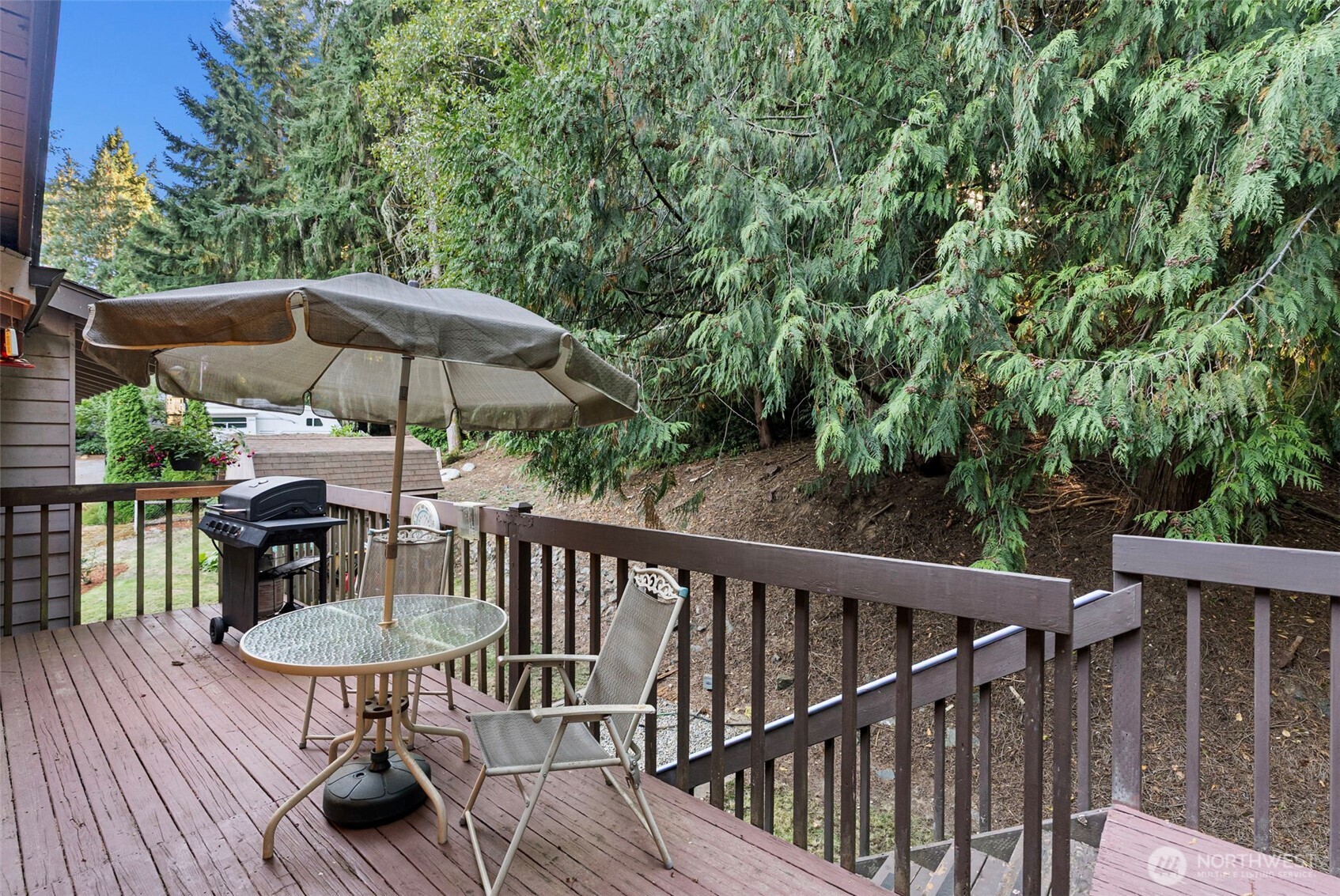 4417 NW Cascade Street