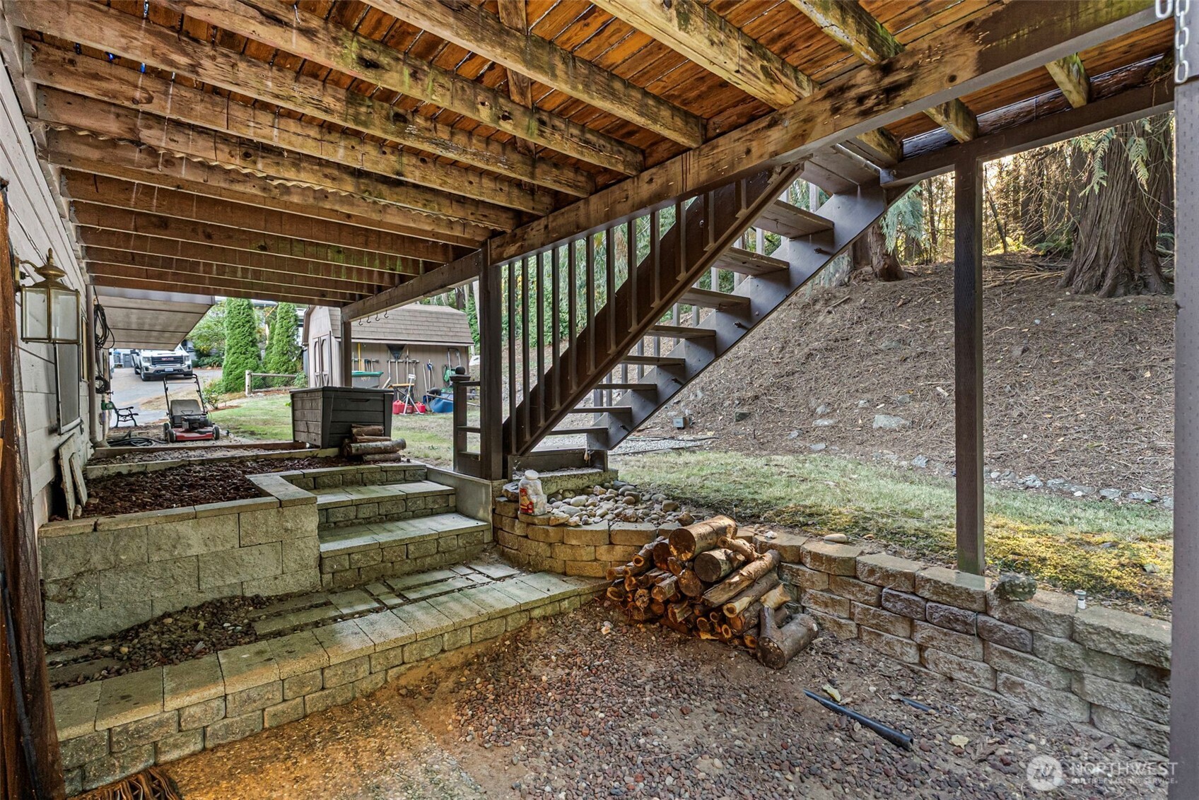 4417 NW Cascade Street