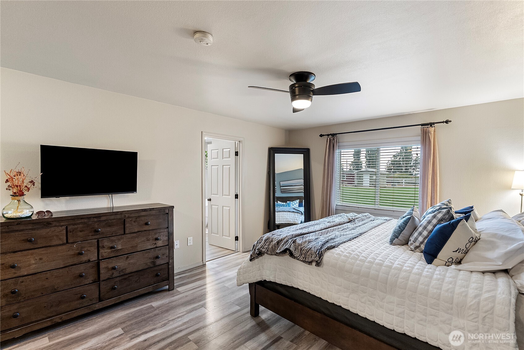 10502 Dune Lake Loop