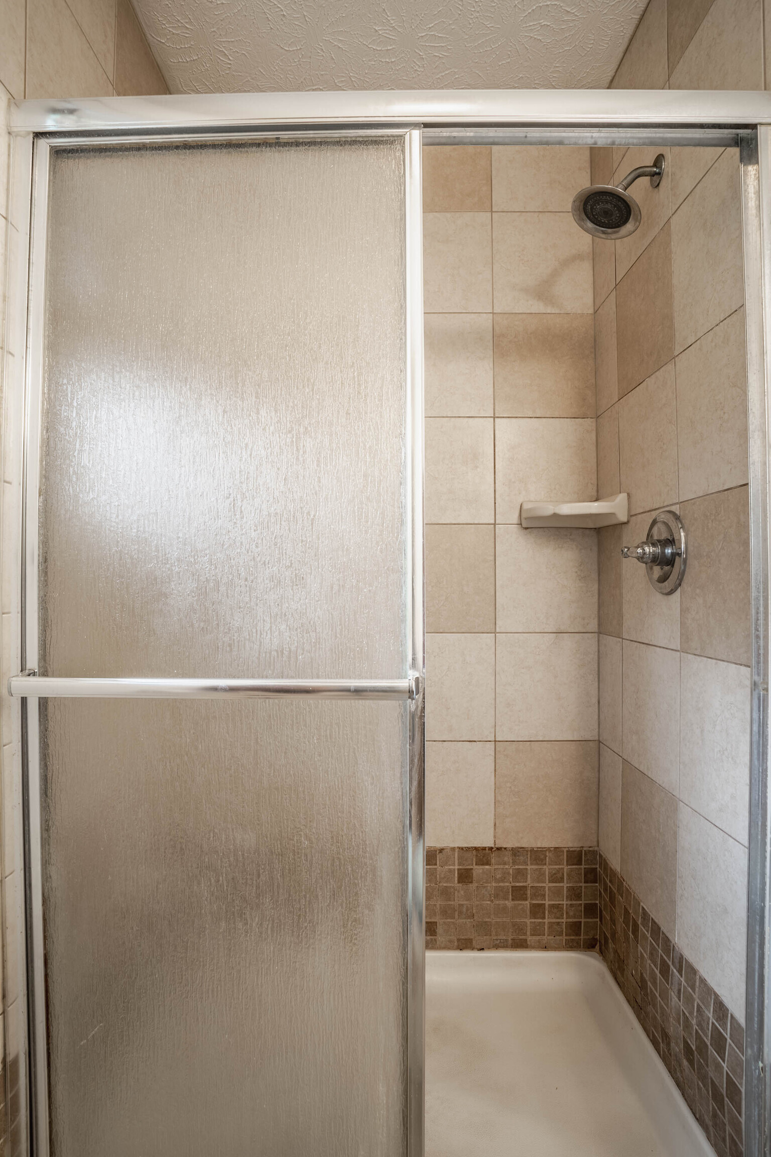 8146 Summertree Court