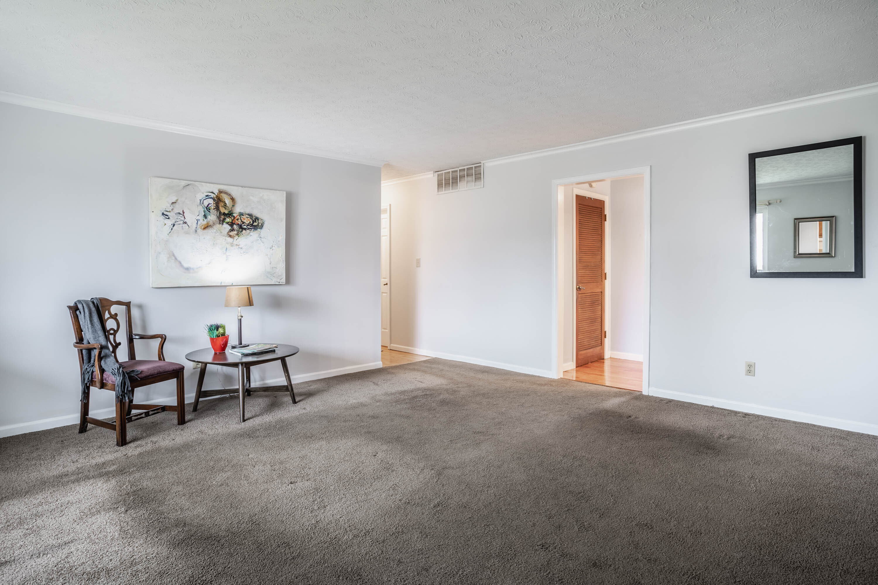 8146 Summertree Court