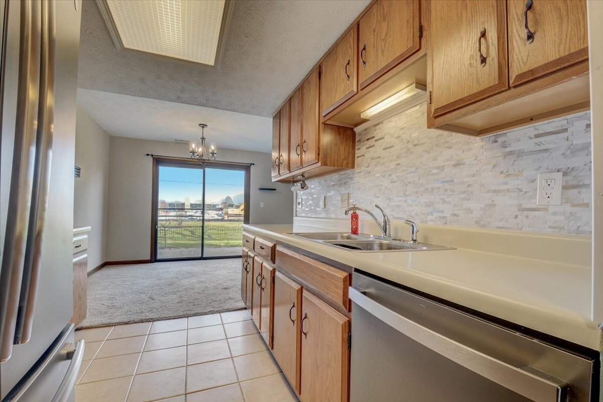 7438 Castleton Farms North Drive Unit: 56