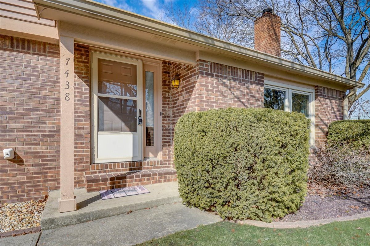 7438 Castleton Farms North Drive Unit: 56