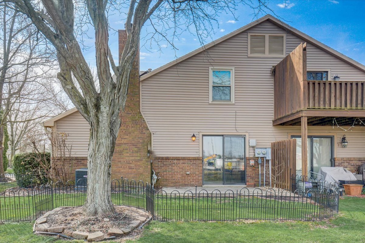 7438 Castleton Farms North Drive Unit: 56