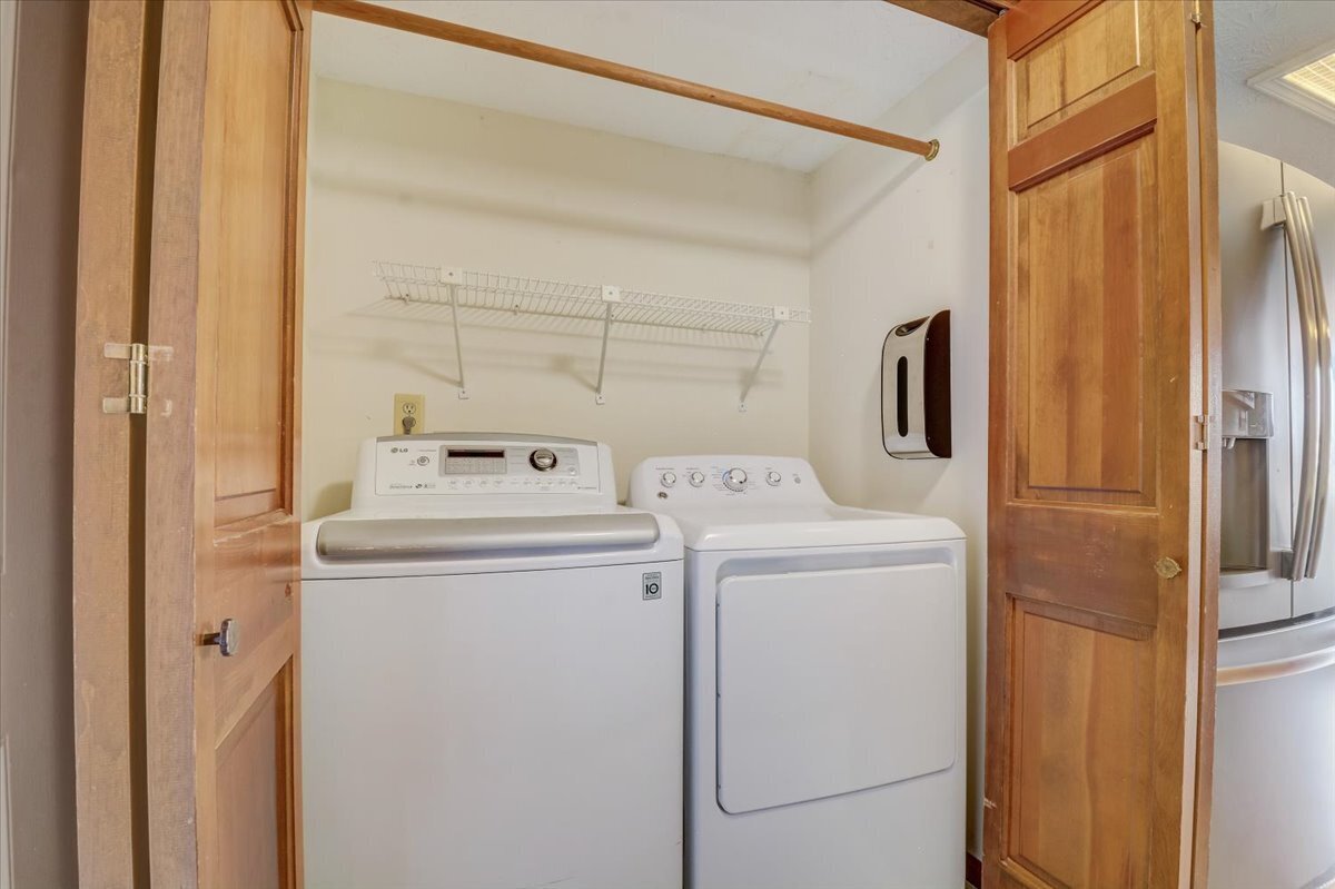 7438 Castleton Farms North Drive Unit: 56