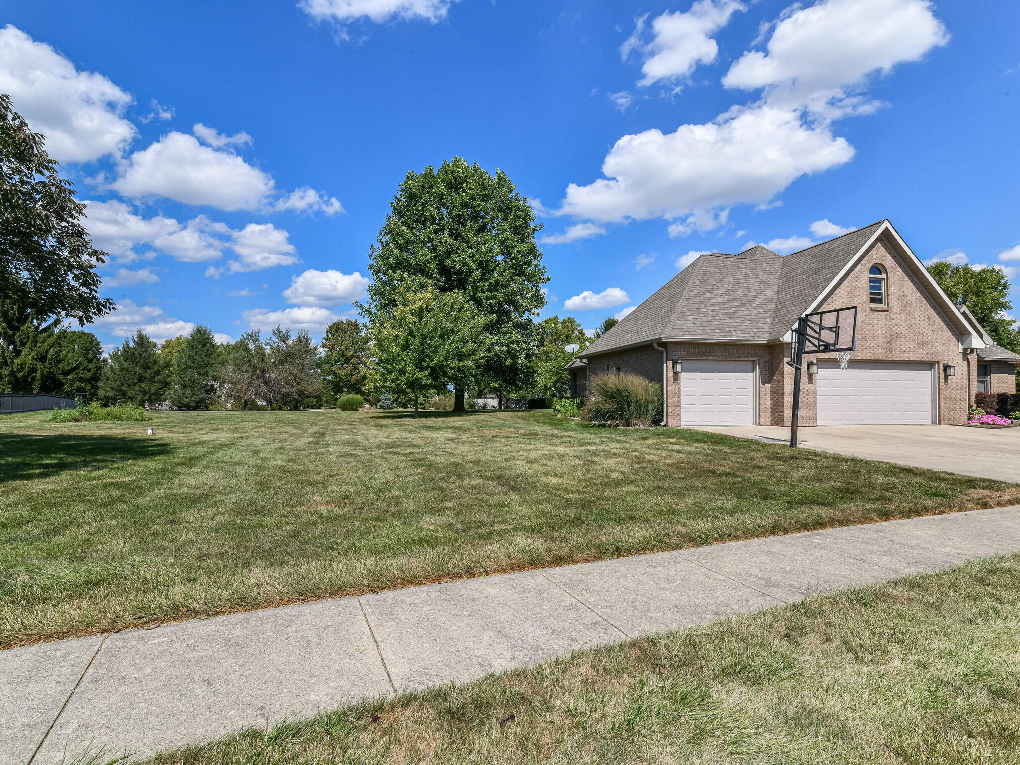 1414 Heather Brooke Lane