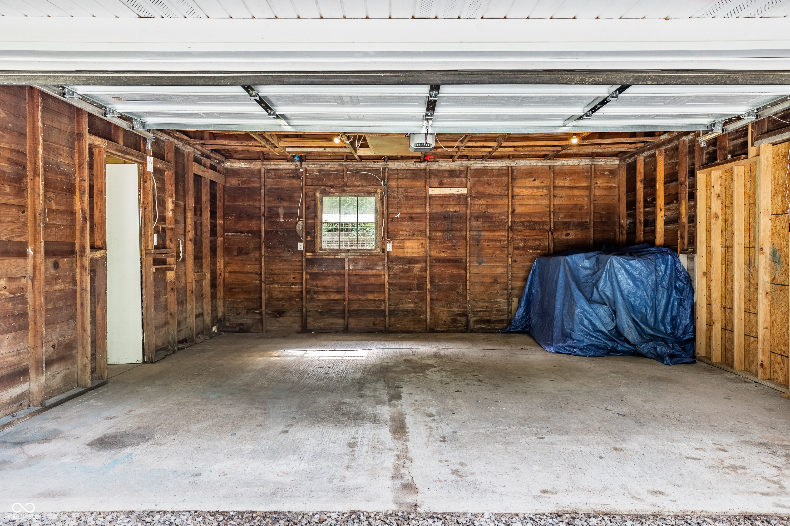 1518 Maxine Road