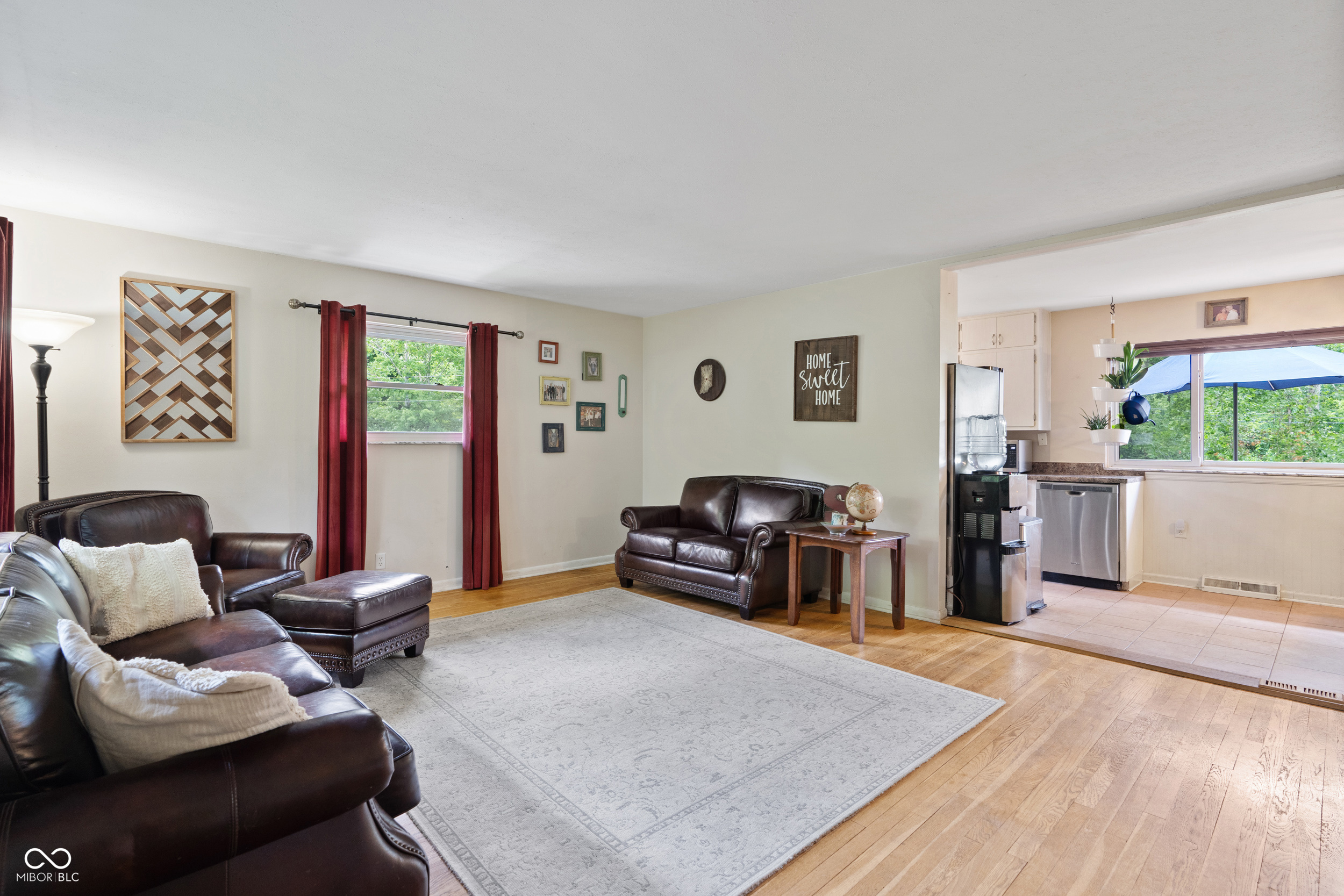 6559 Honeysuckle Lane