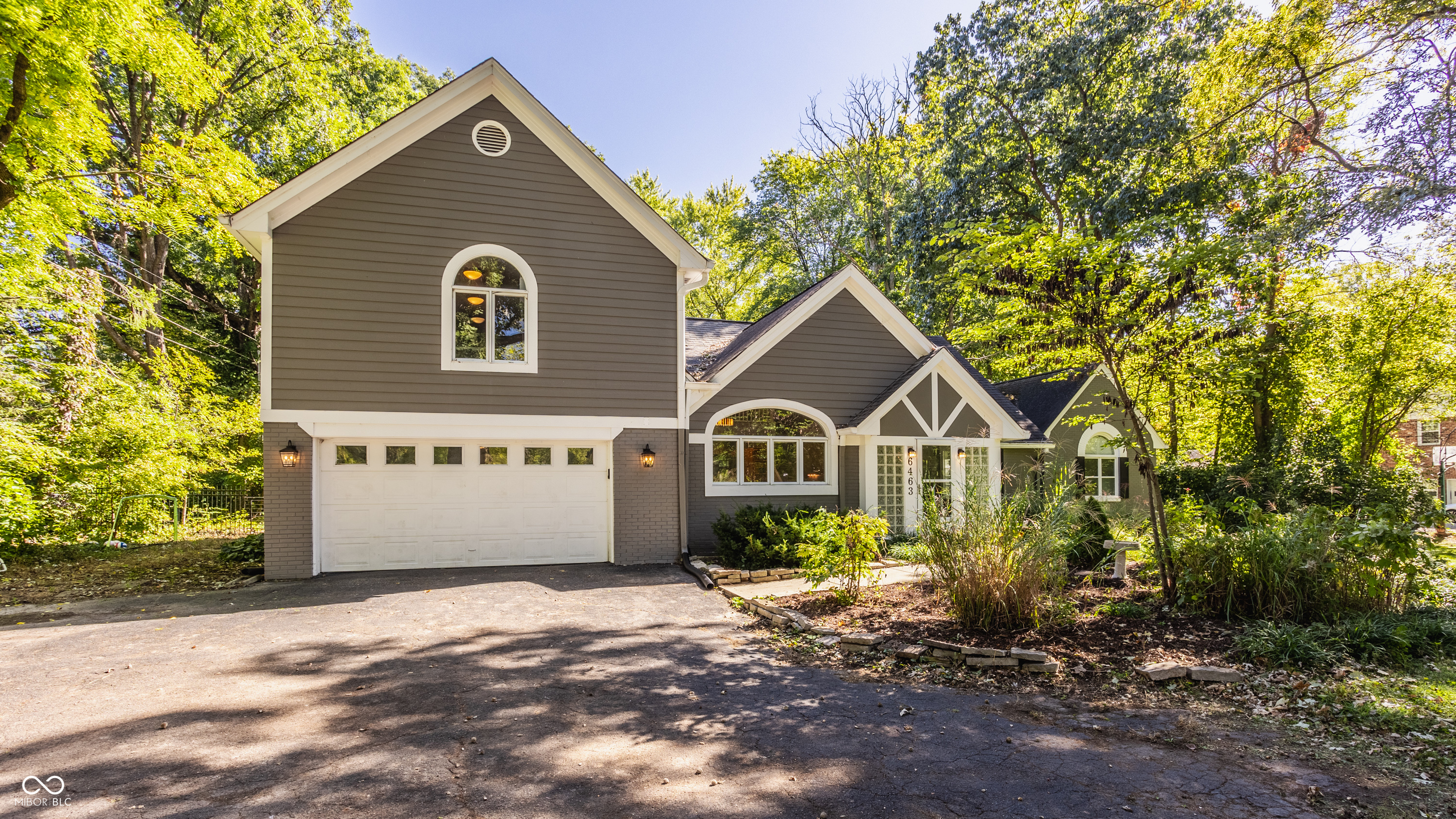6463 Dean Road