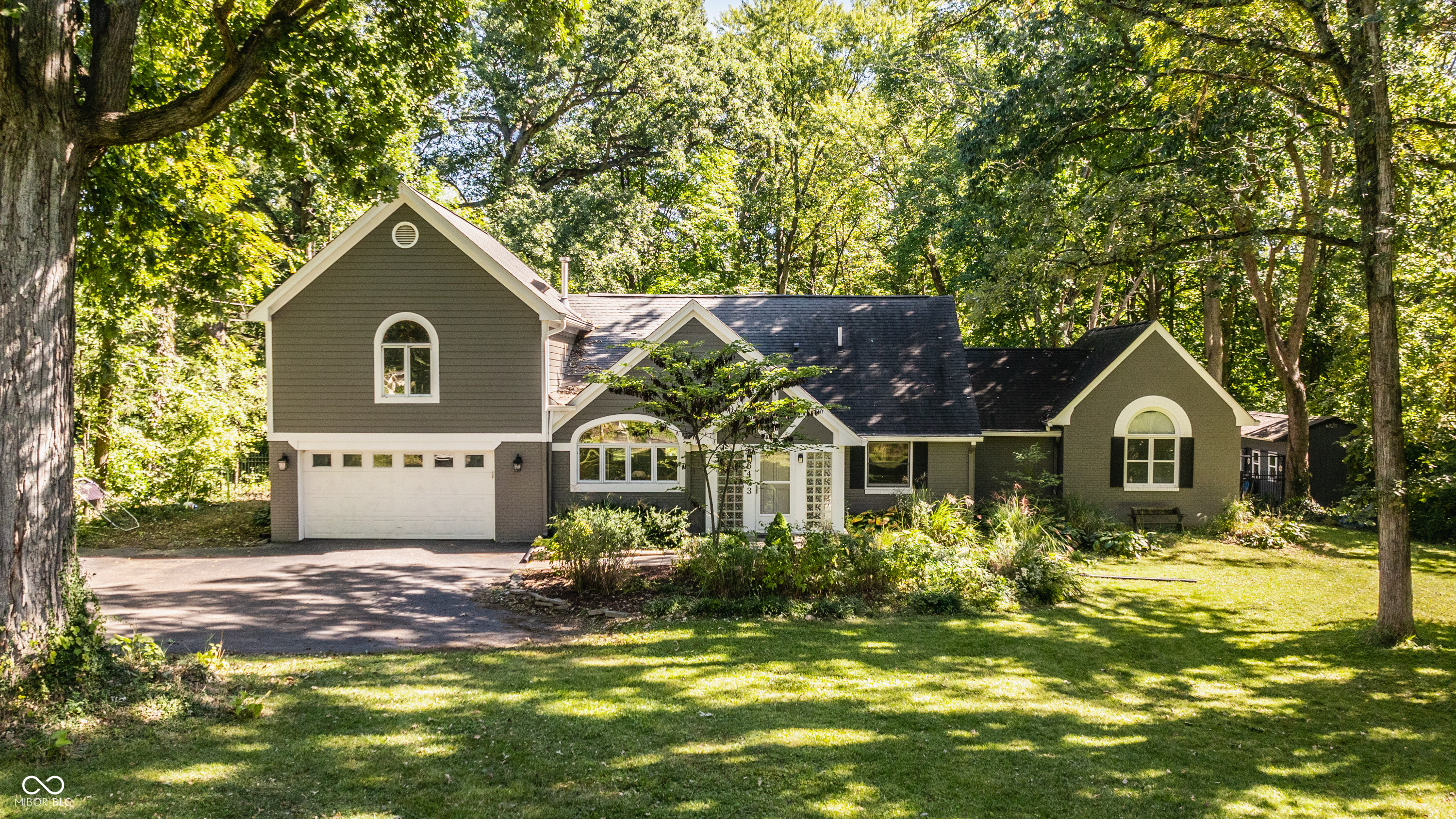 6463 Dean Road