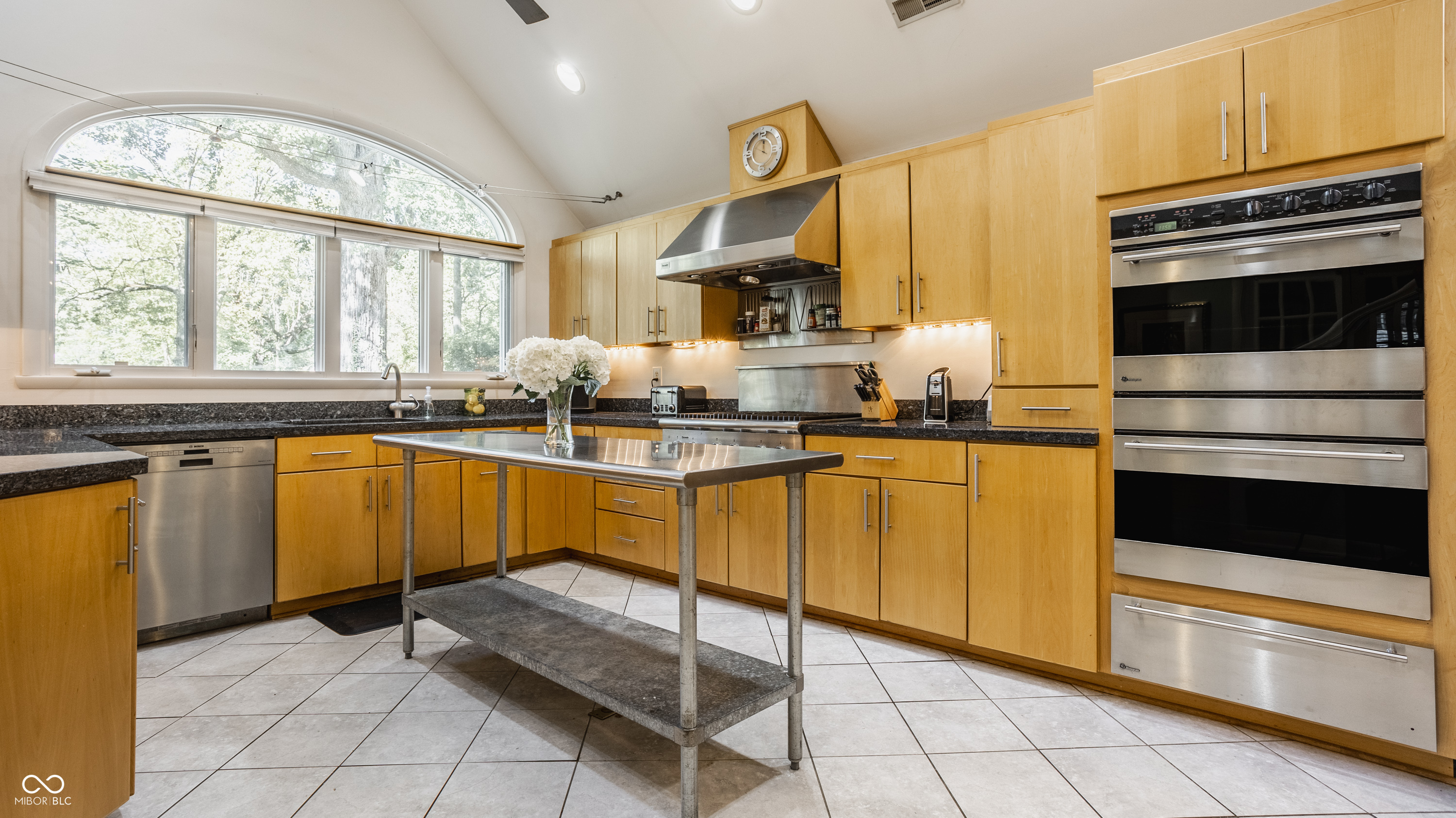 6463 Dean Road