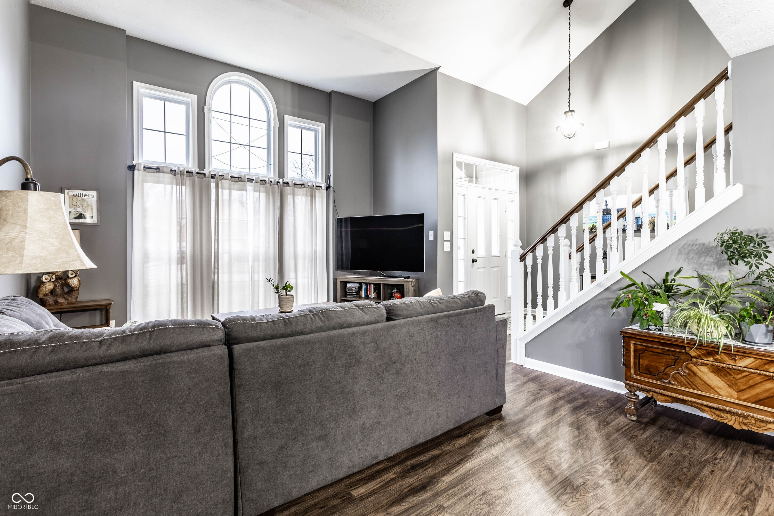 8663 Woodbluff Court