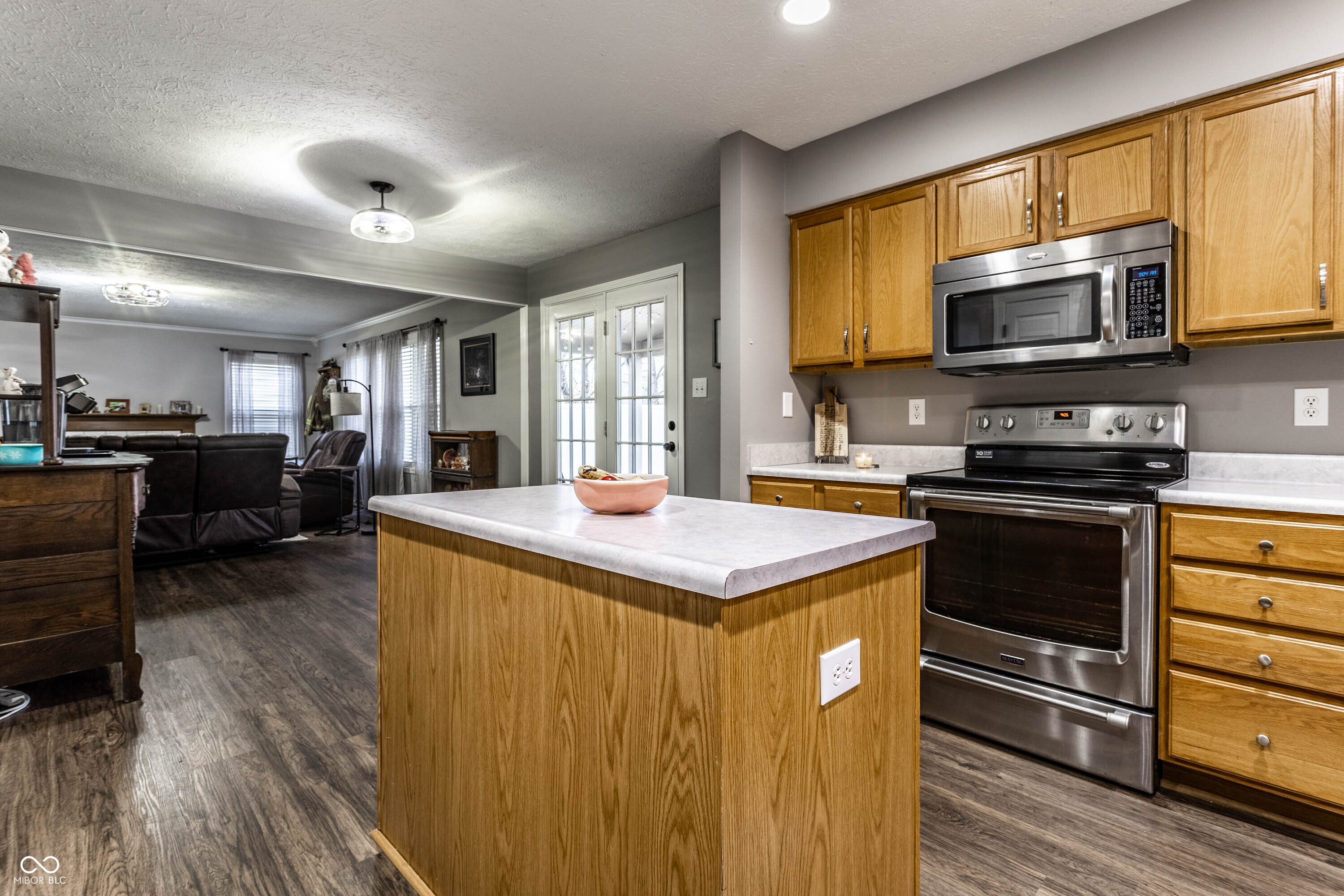 8663 Woodbluff Court