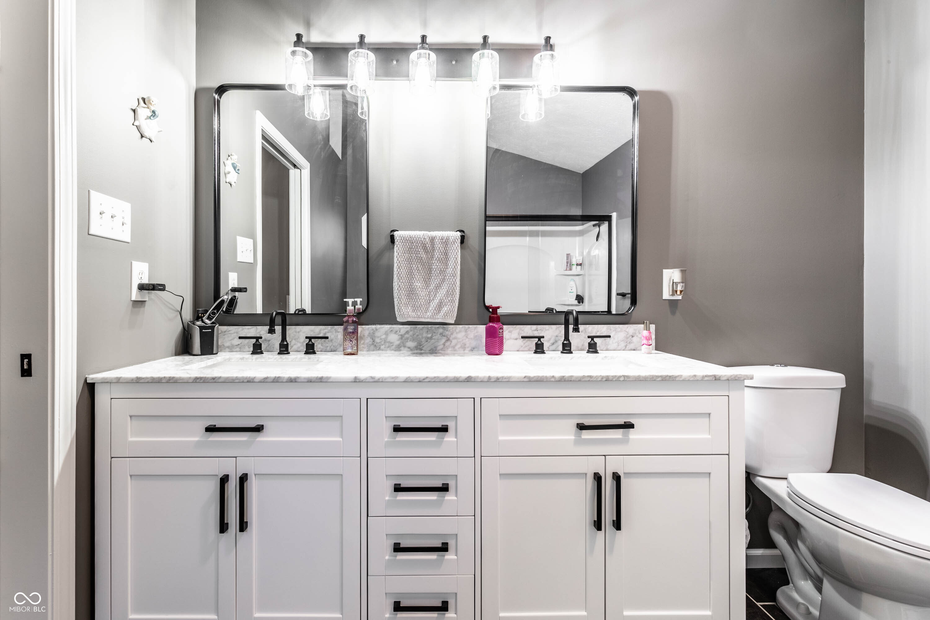 8663 Woodbluff Court