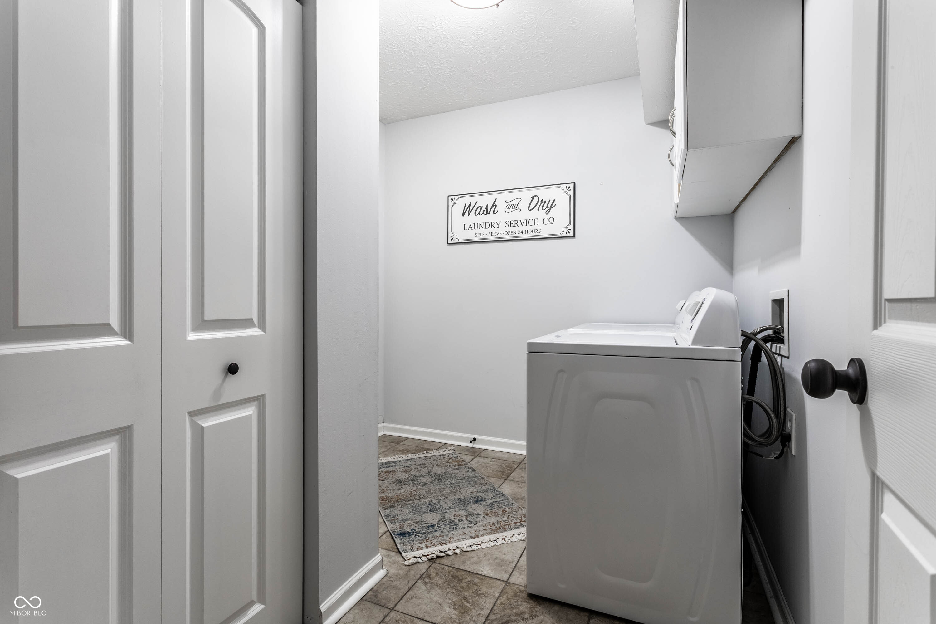 8663 Woodbluff Court