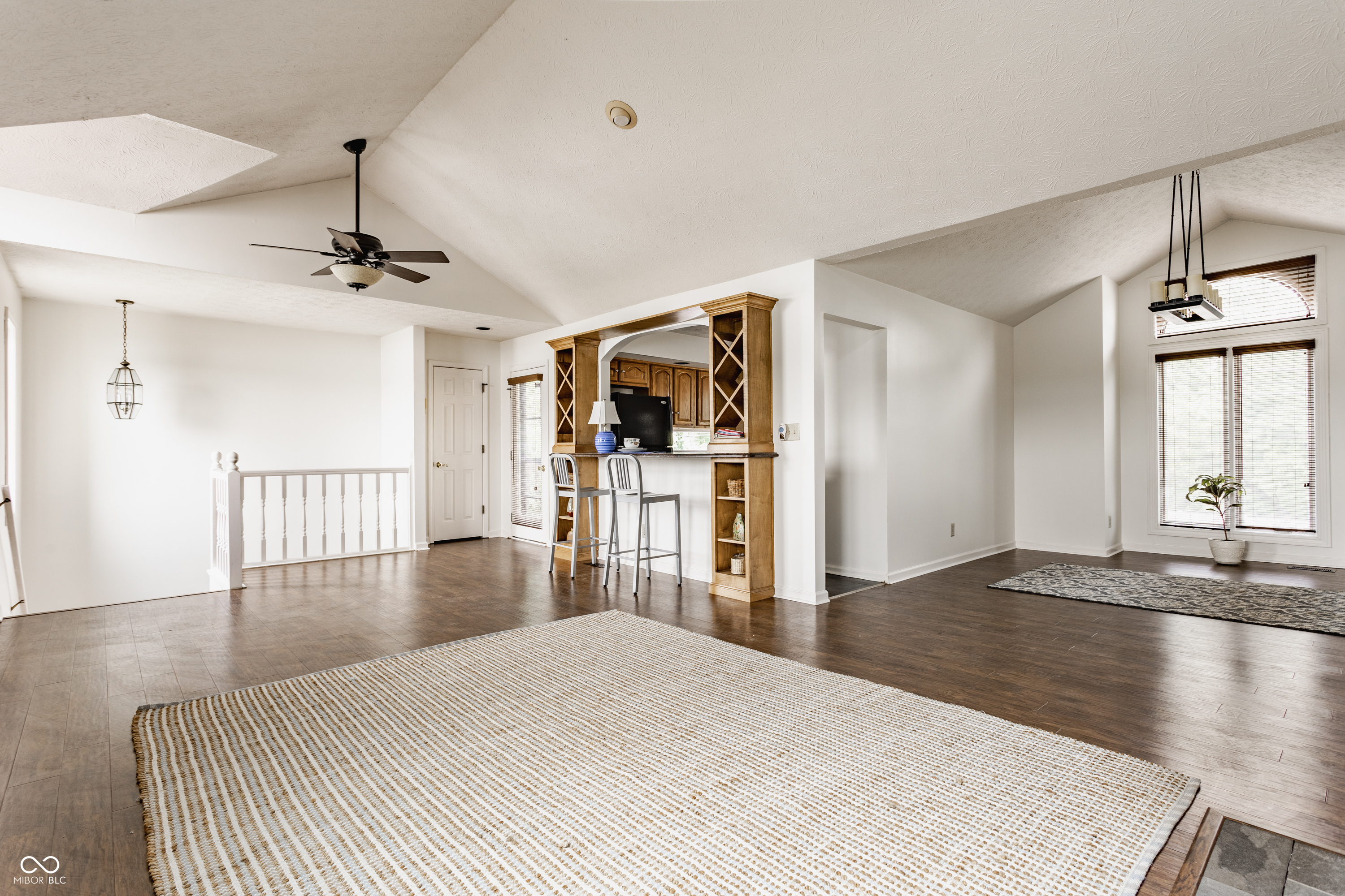 7685 River Road