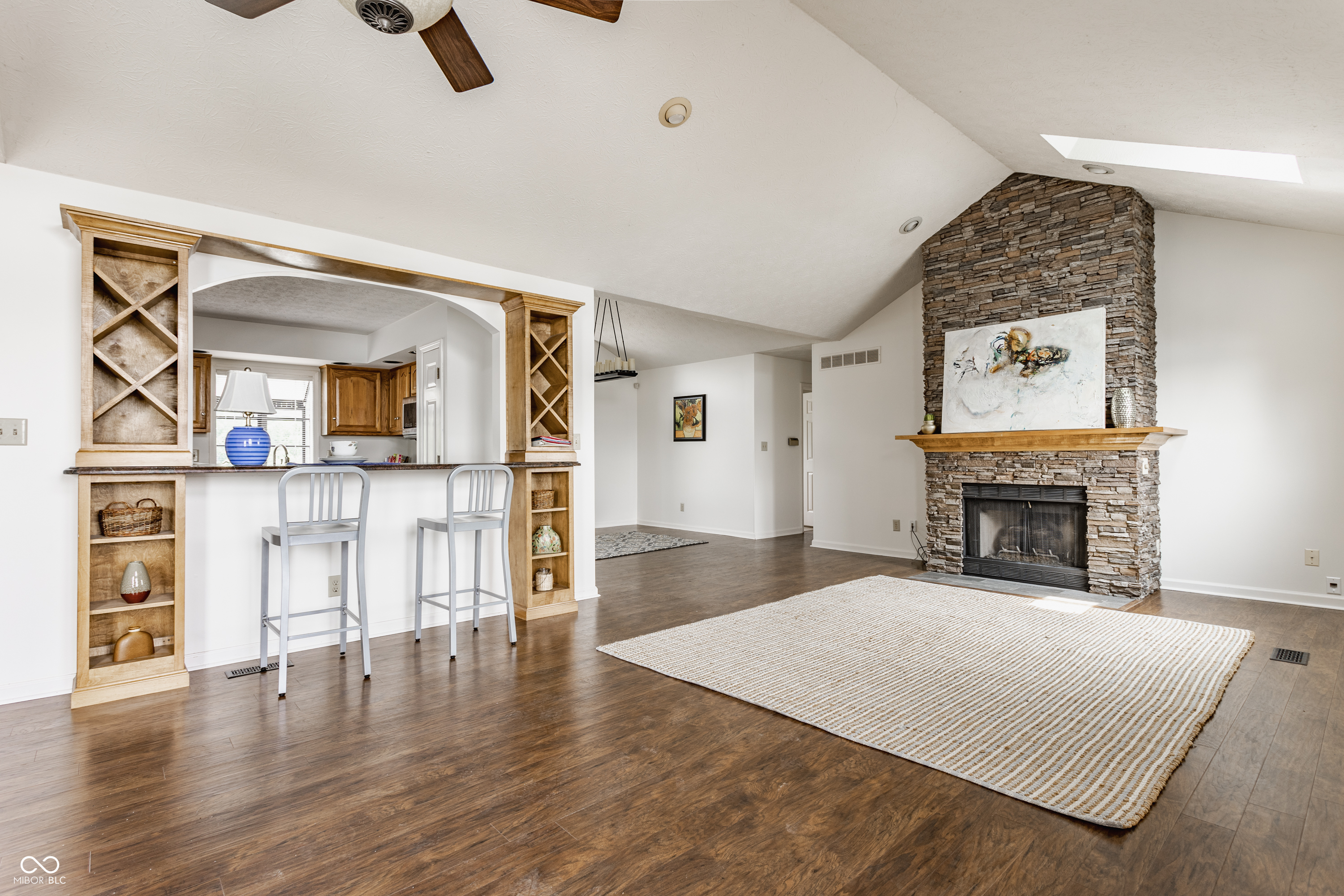 7685 River Road